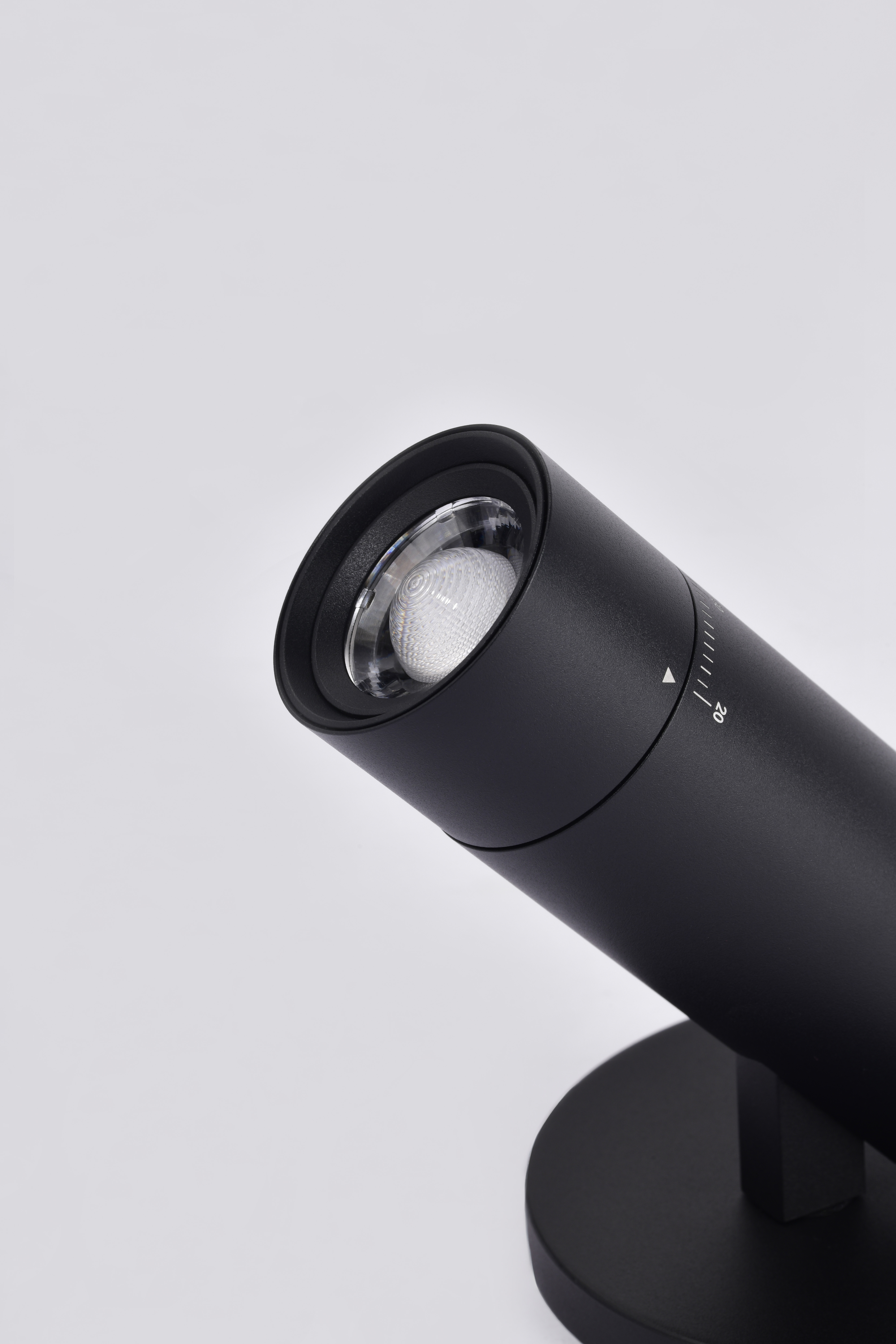 10W BEAM ADJ MONOPOINT BLK - 62-3502