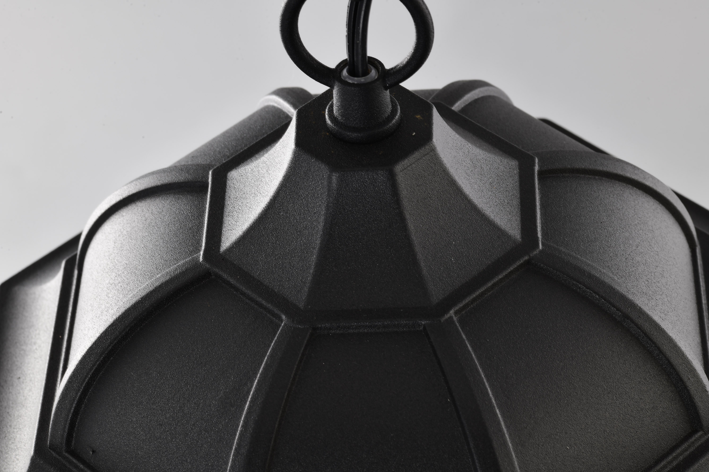 EAST RIVER 1LT OUTDOOR HANGING - 62-5944