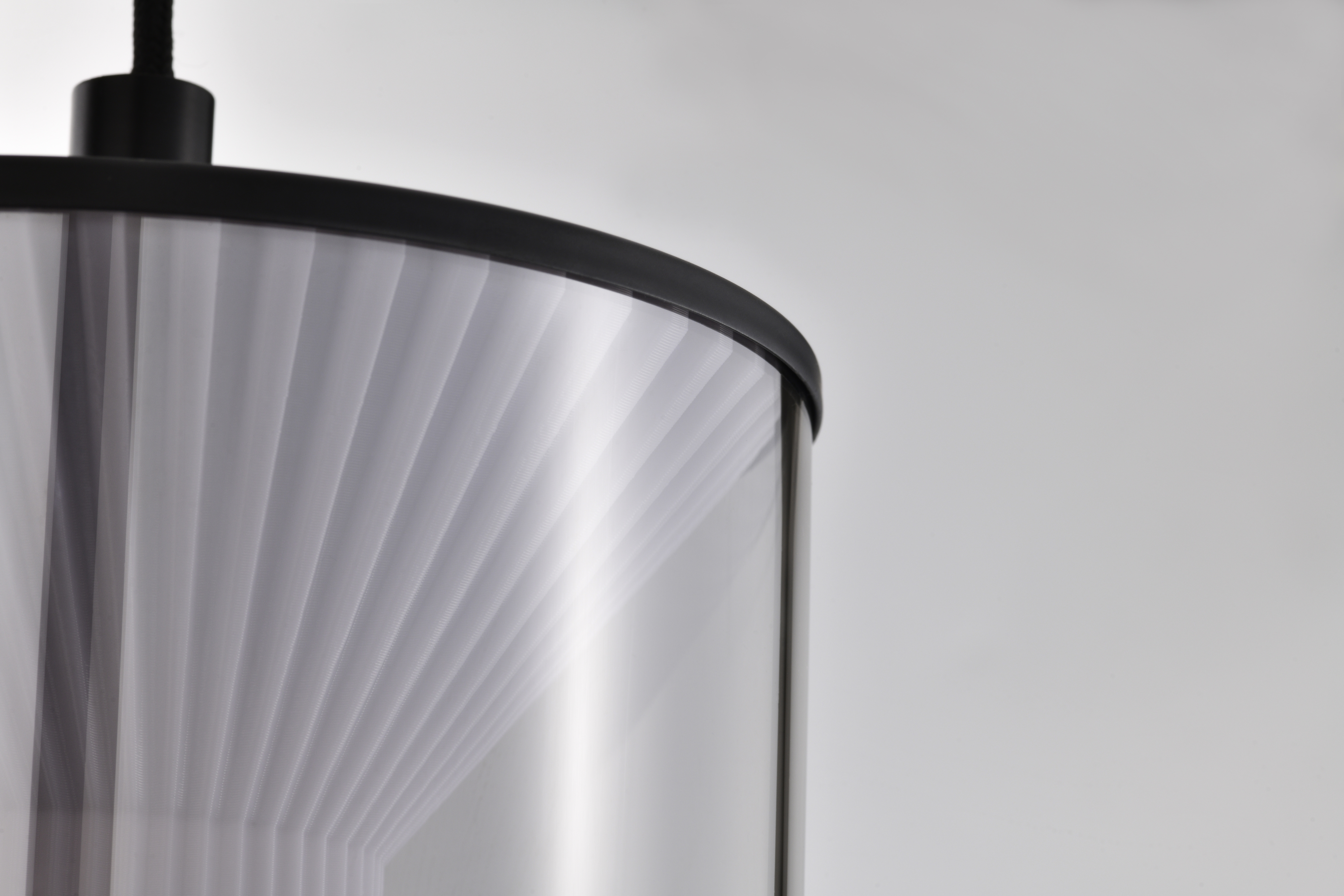 SILHOUETTE LRG PENDANT - 62-8022