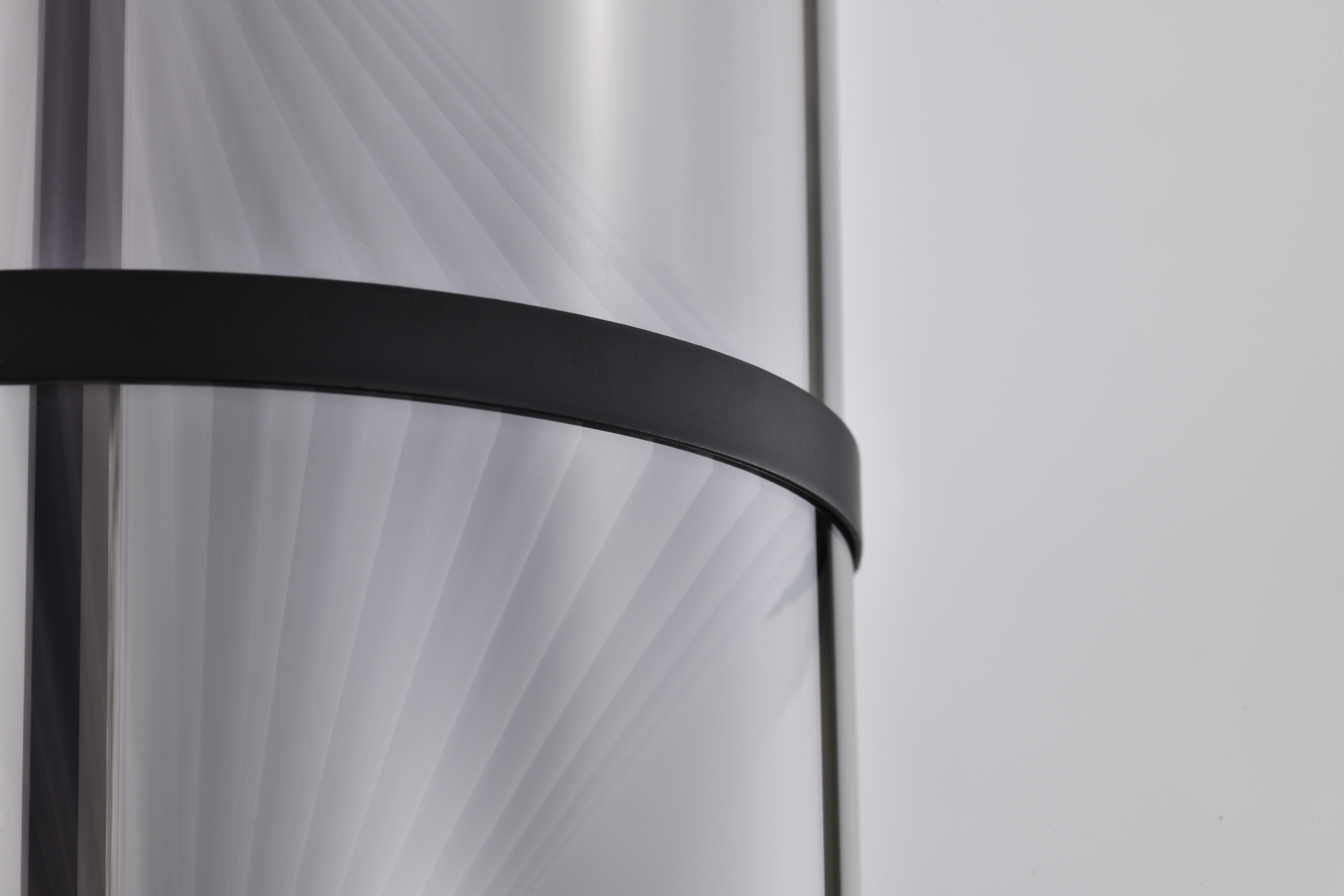 SILHOUETTE LRG PENDANT - 62-8022