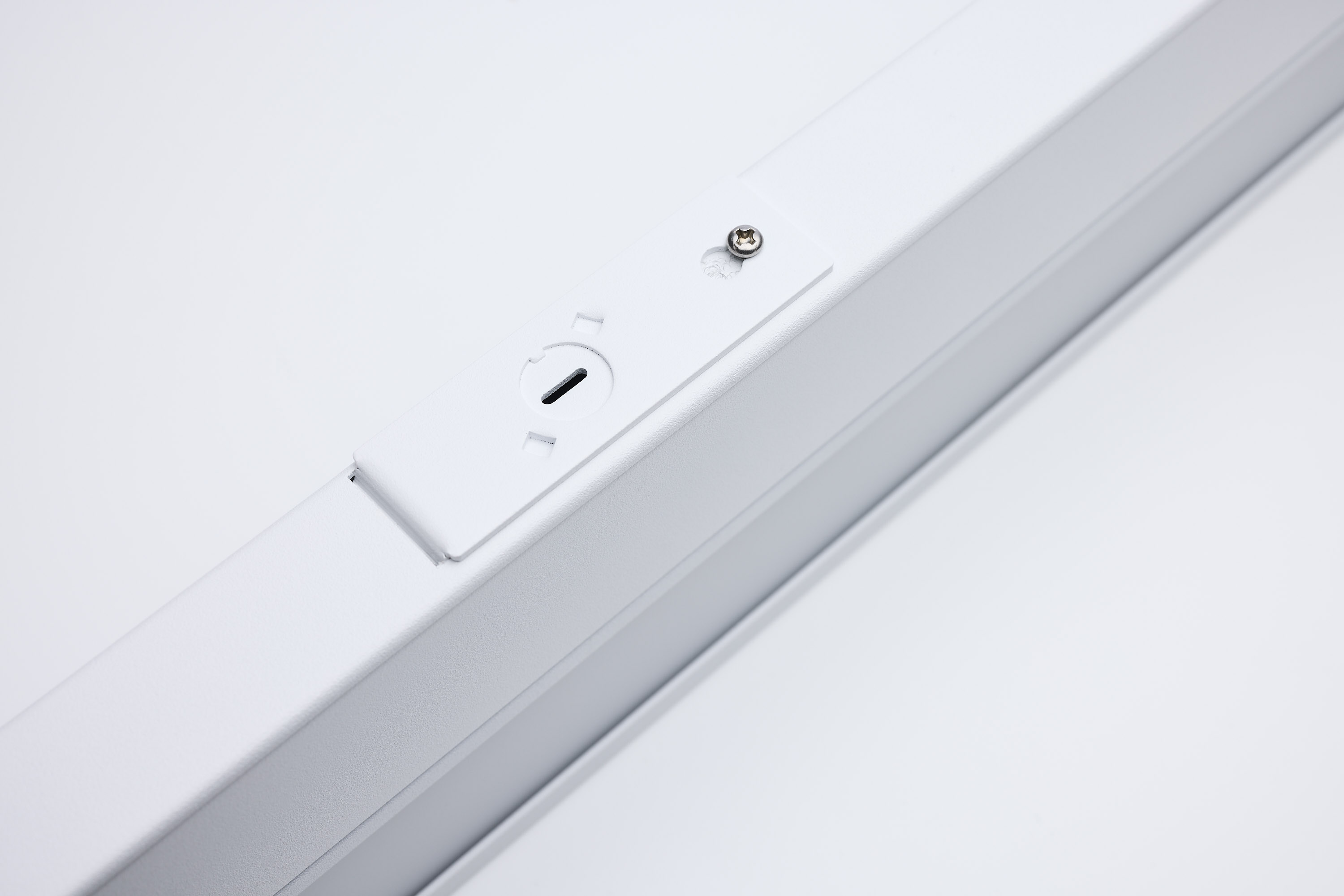 UNDER CAB LED SCCT 22" - WH - 63-503