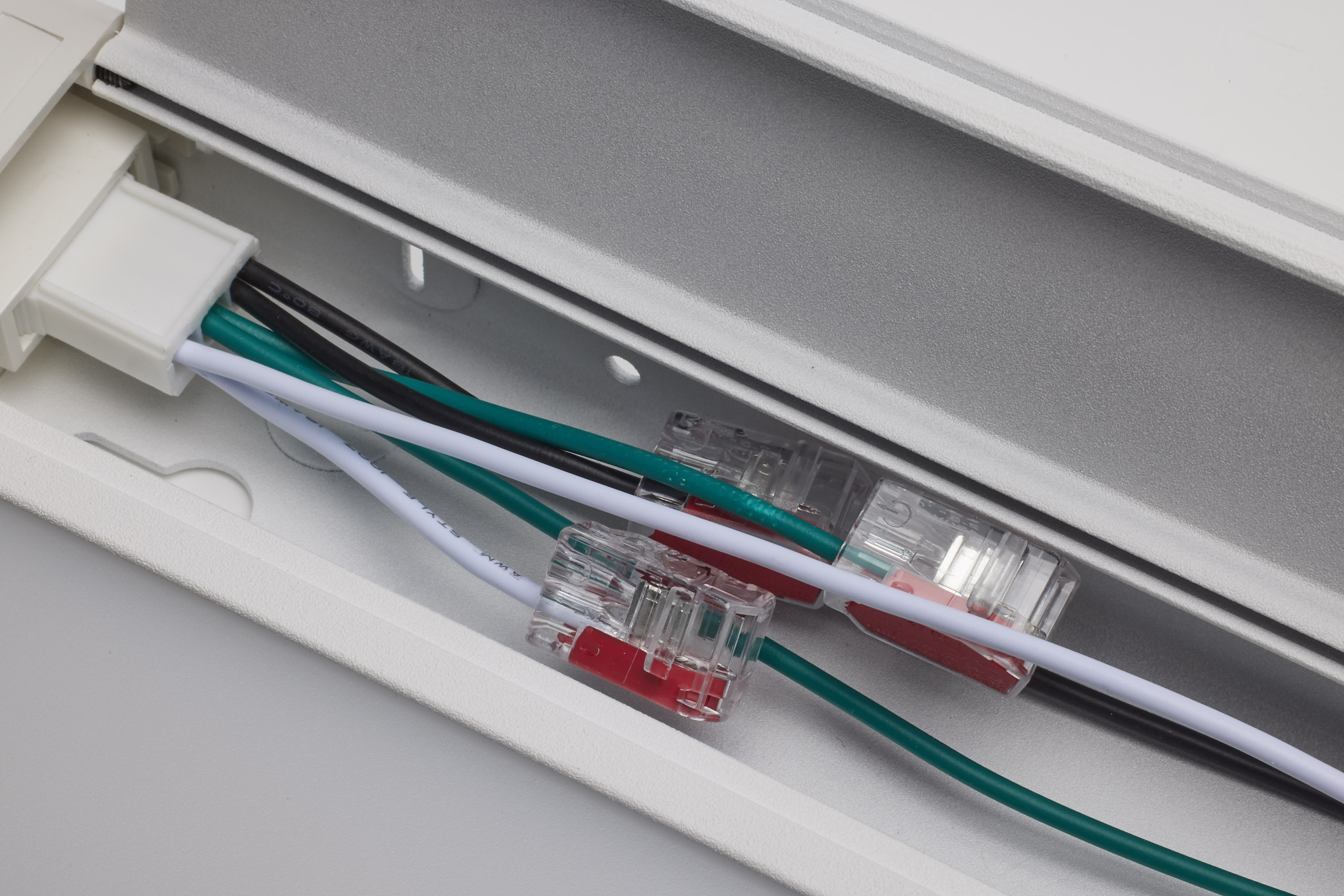 UNDER CAB LED RGB 11" - WH - 63-551