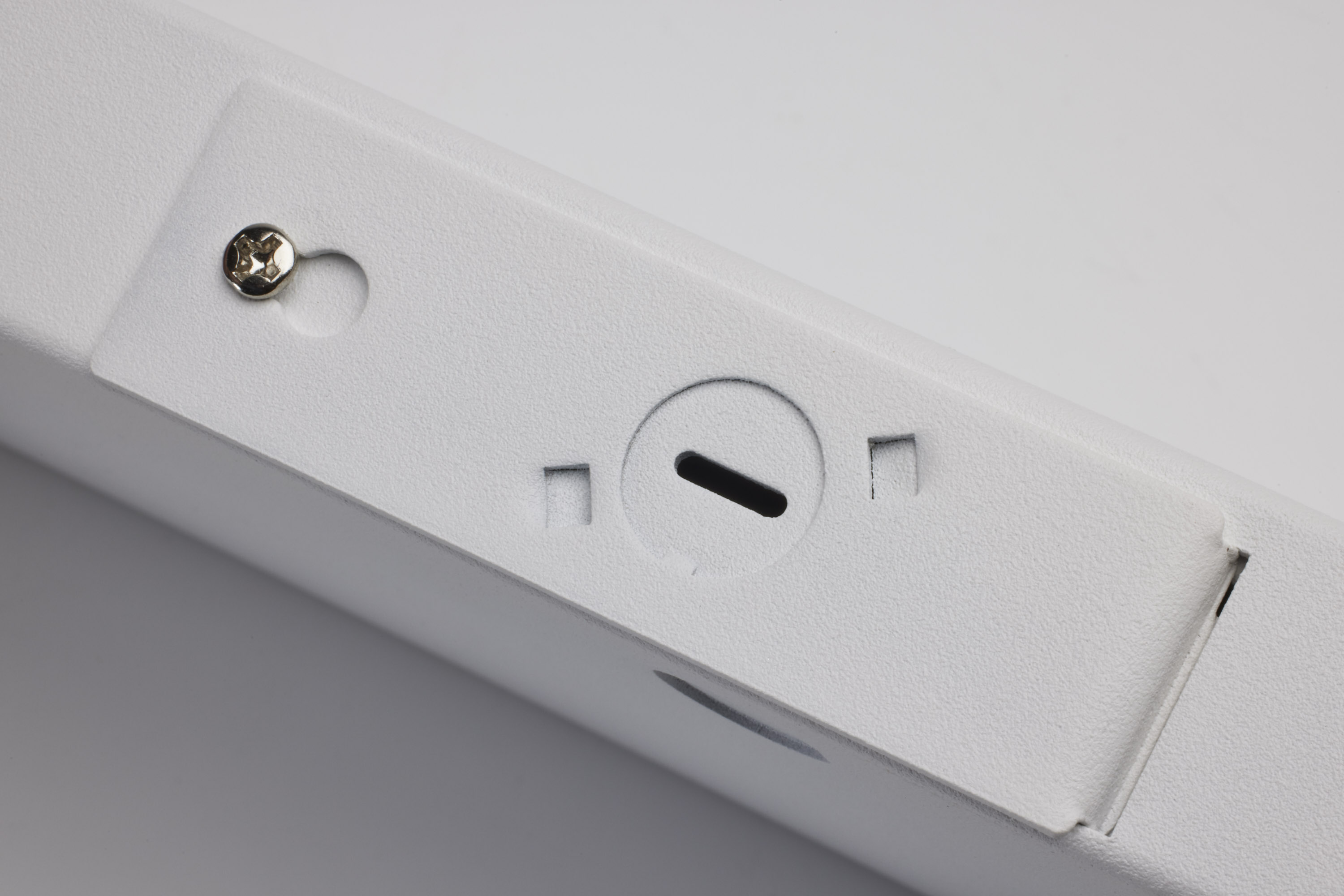 UNDER CAB LED RGB 22" - WH - 63-553