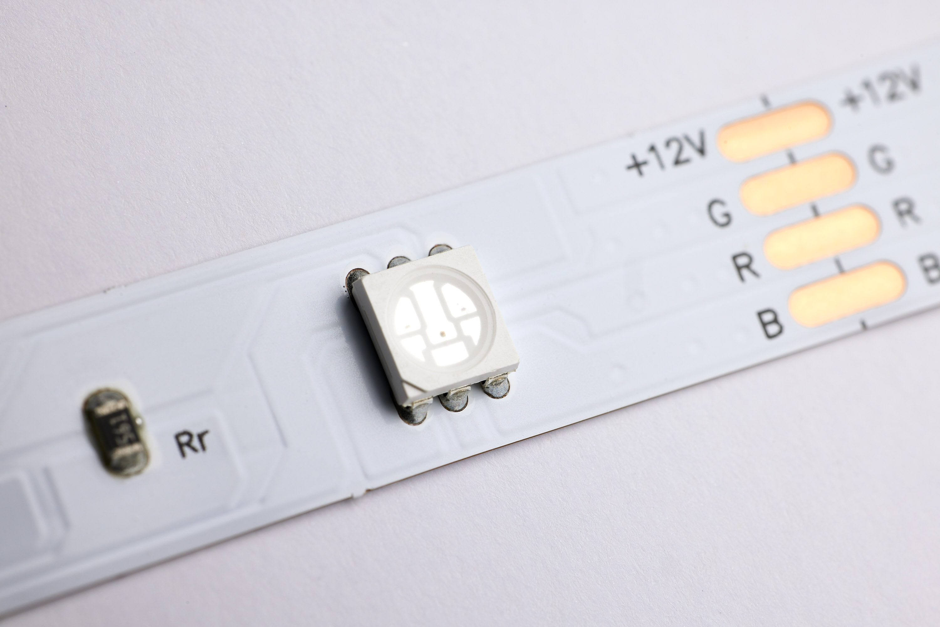 TAPE/RGB/IP20/PLUG/16' - 64-100