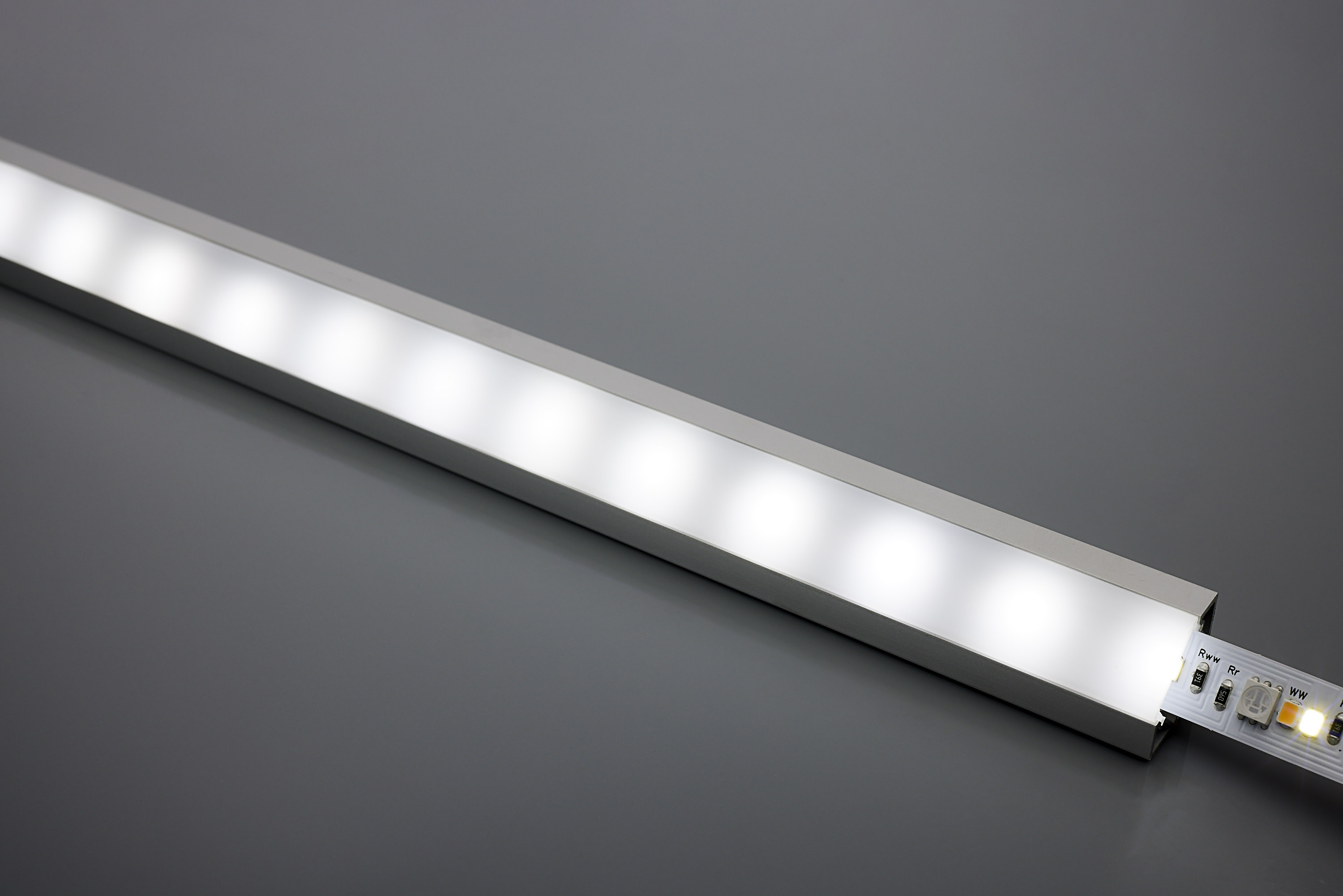 TAPECHAN/ANGLE/16' - 64-152