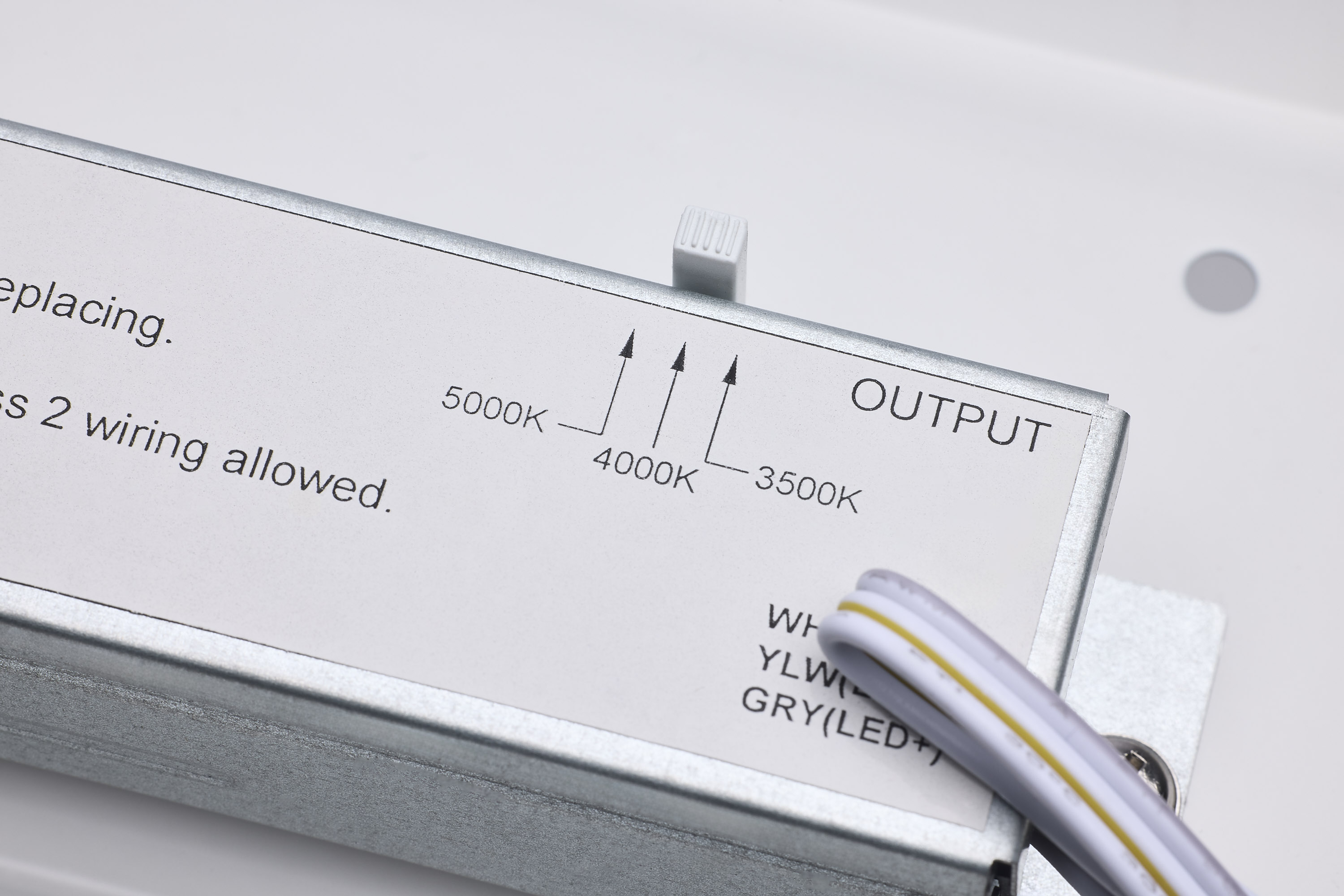 2FT 25W LED STRIP RETROFIT - 65-1030