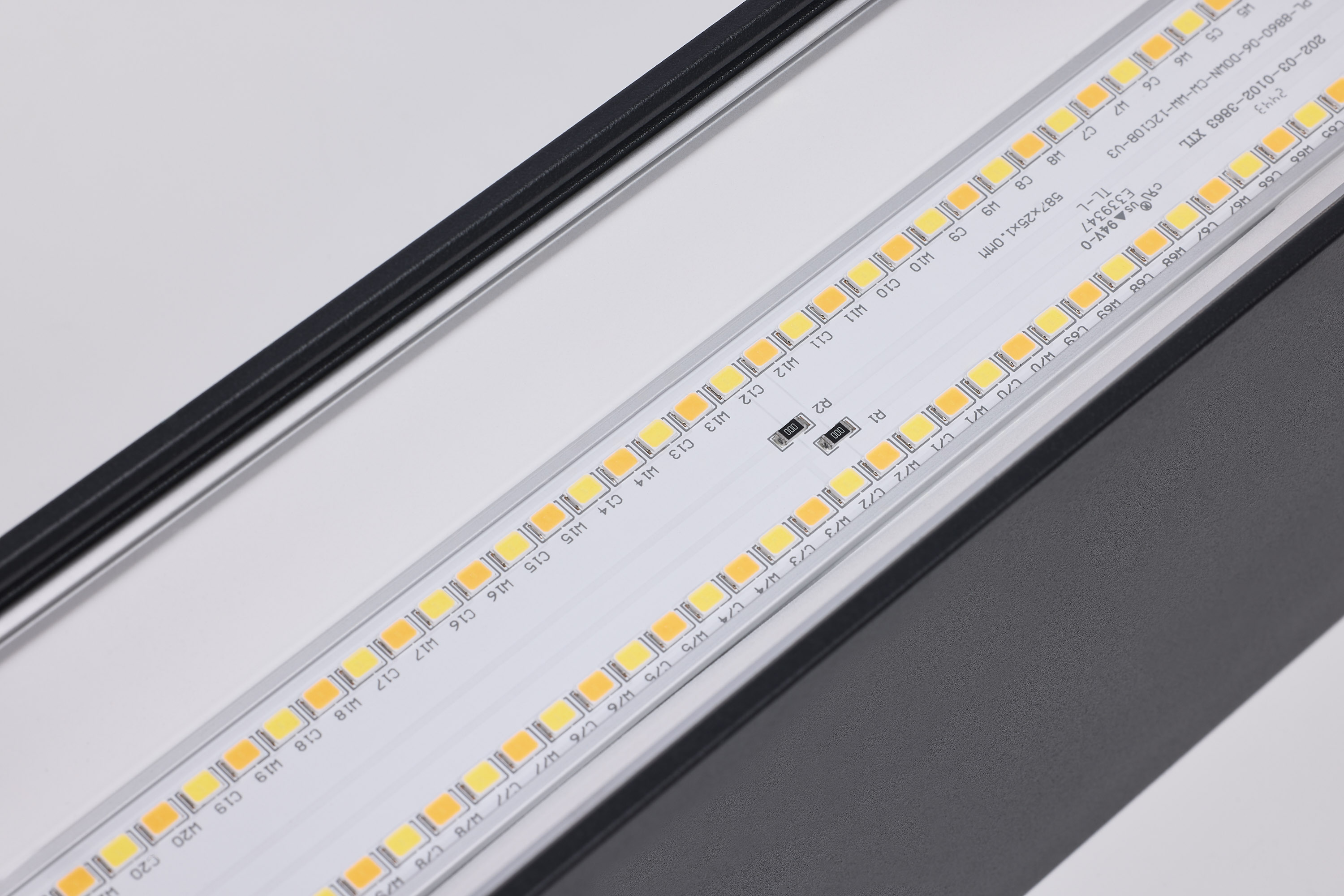 8' LED CONNECTABLE LINEAR - 65-1282