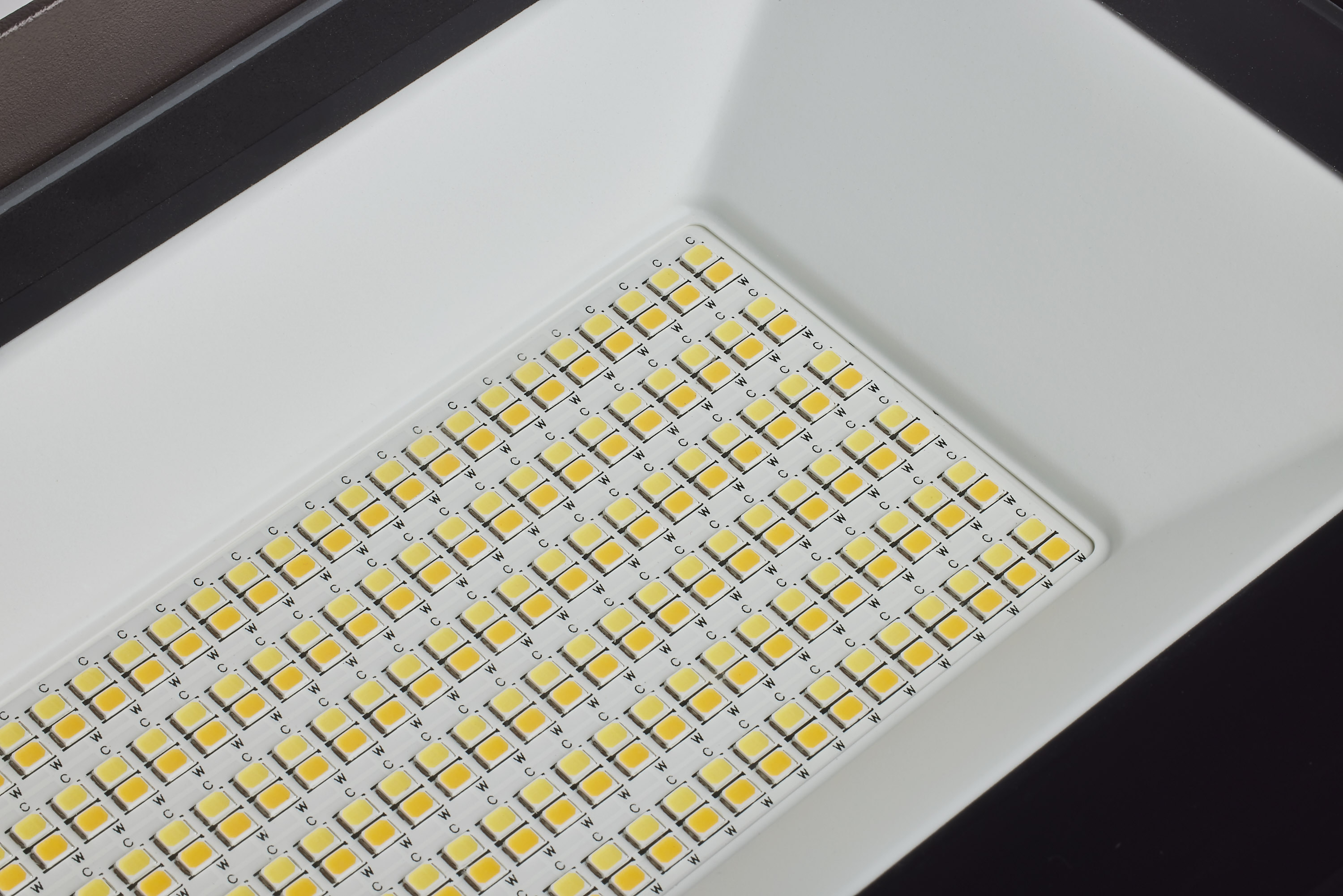 LED WATT/CCT SELECTABLE FLOOD - 65-542