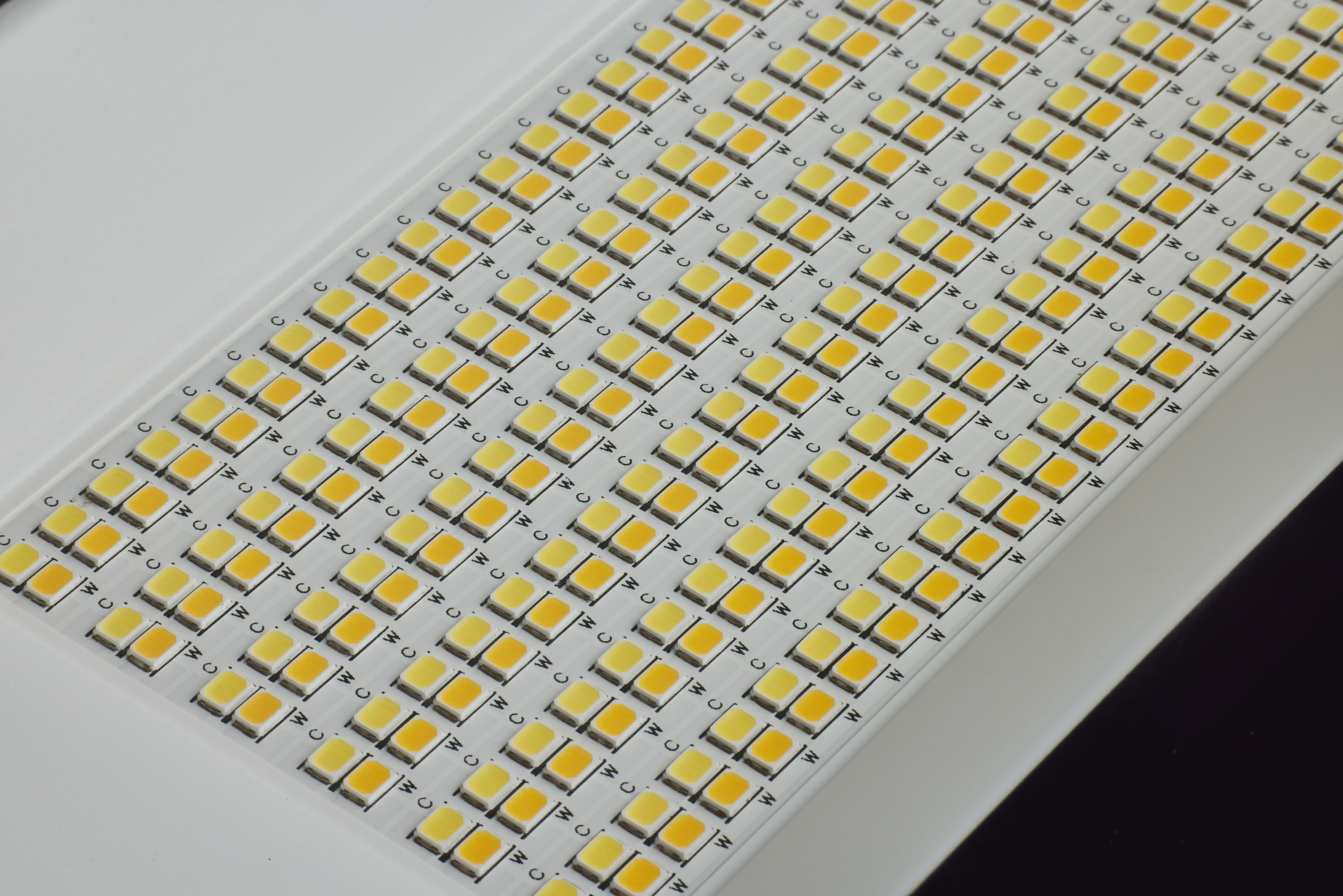 LED WATT/CCT SELECTABLE FLOOD - 65-542
