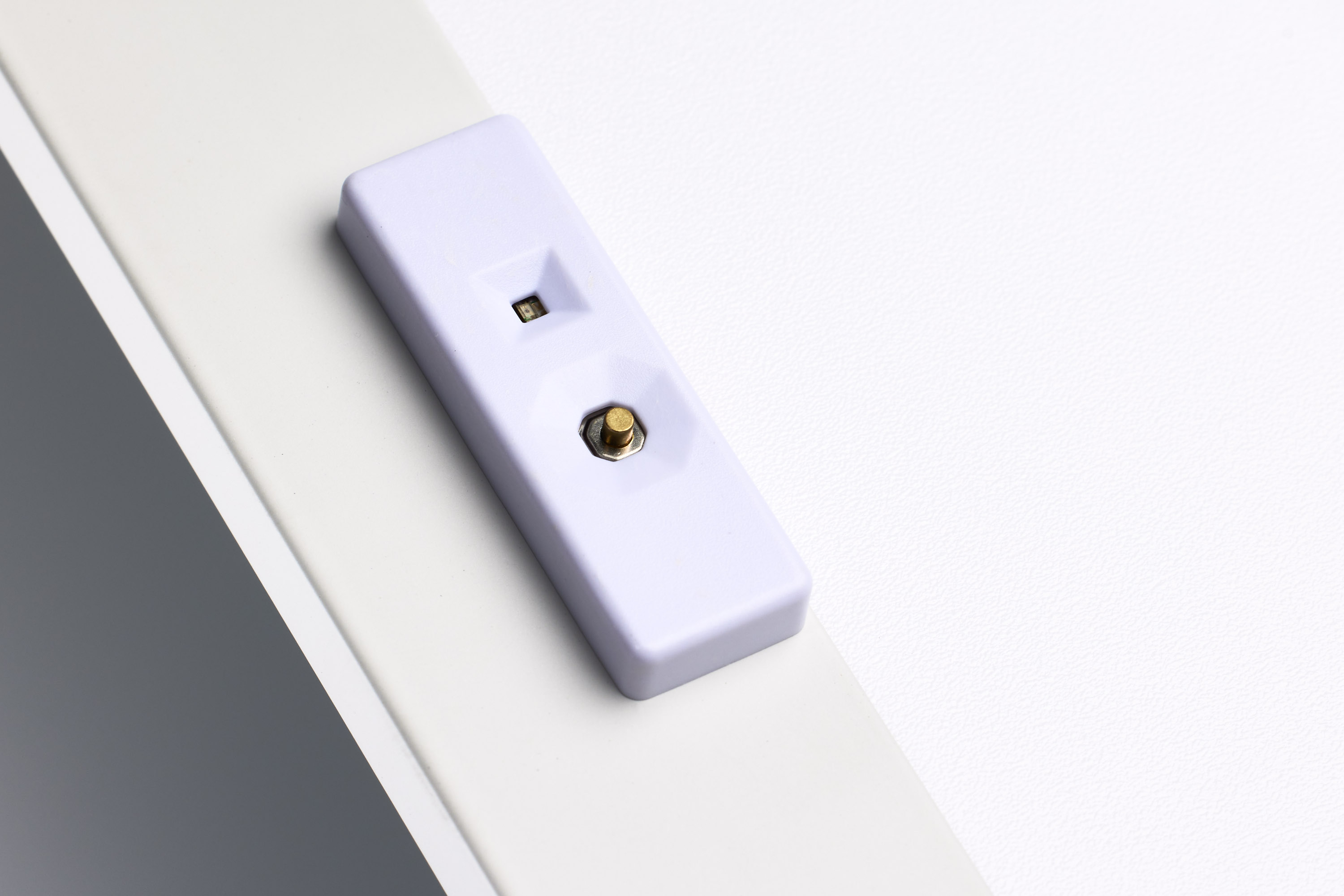 1X4 LED EM BACKLIT FLAT PANEL - 65-587R1