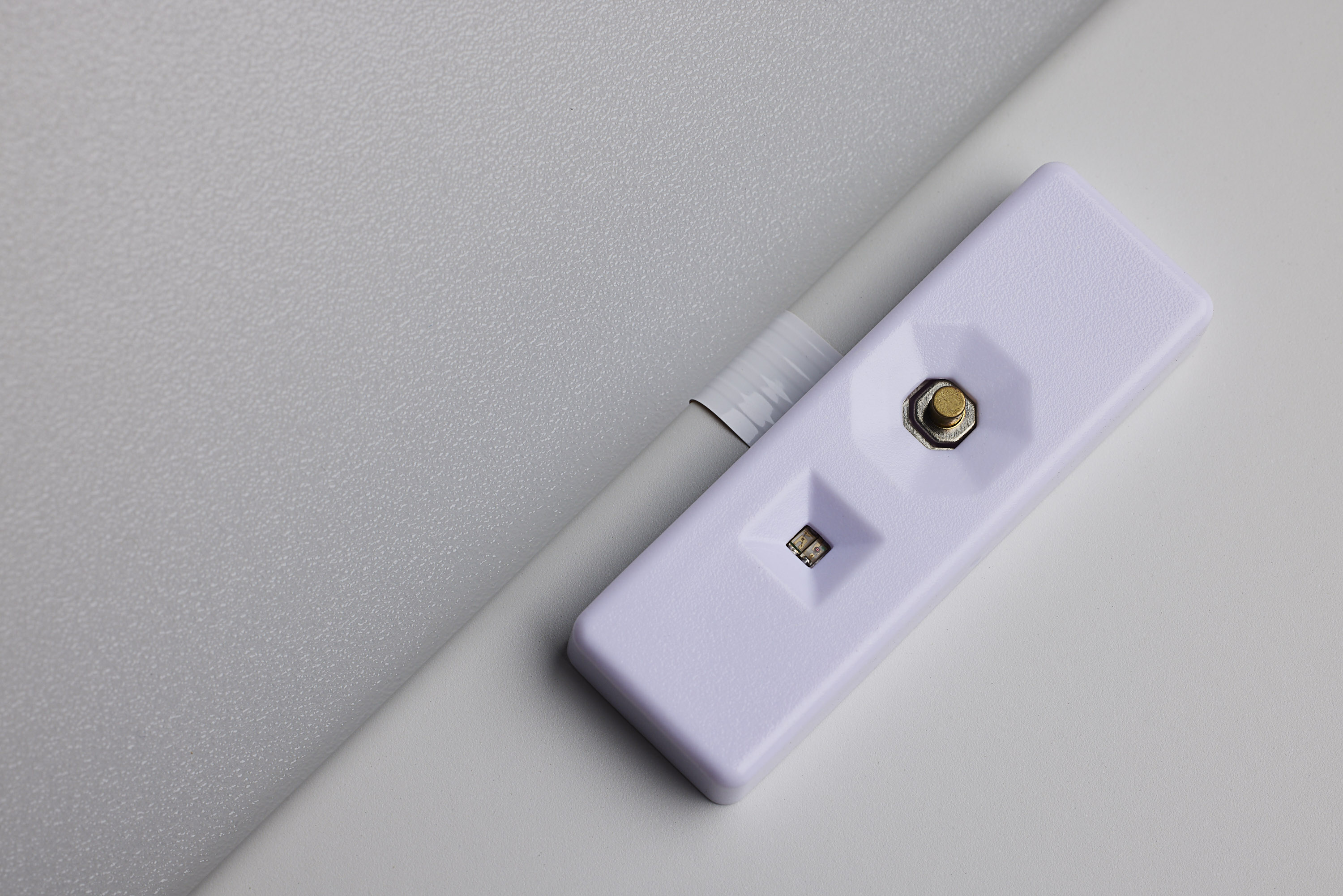 2X2 EM DOUBLE BASKET TROFFER - 65-696