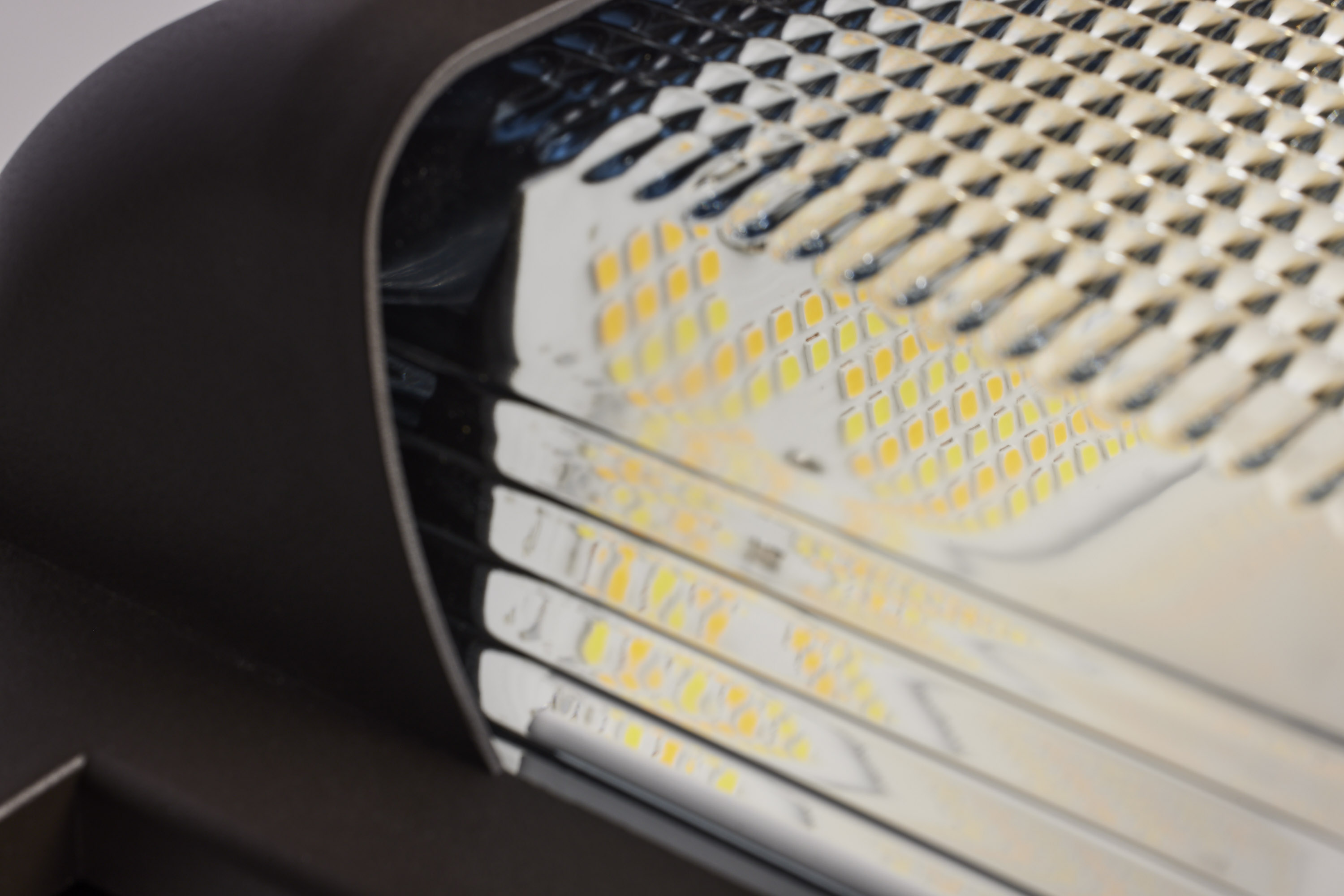 LED LOW PROFILE WALL PACK - 65-884