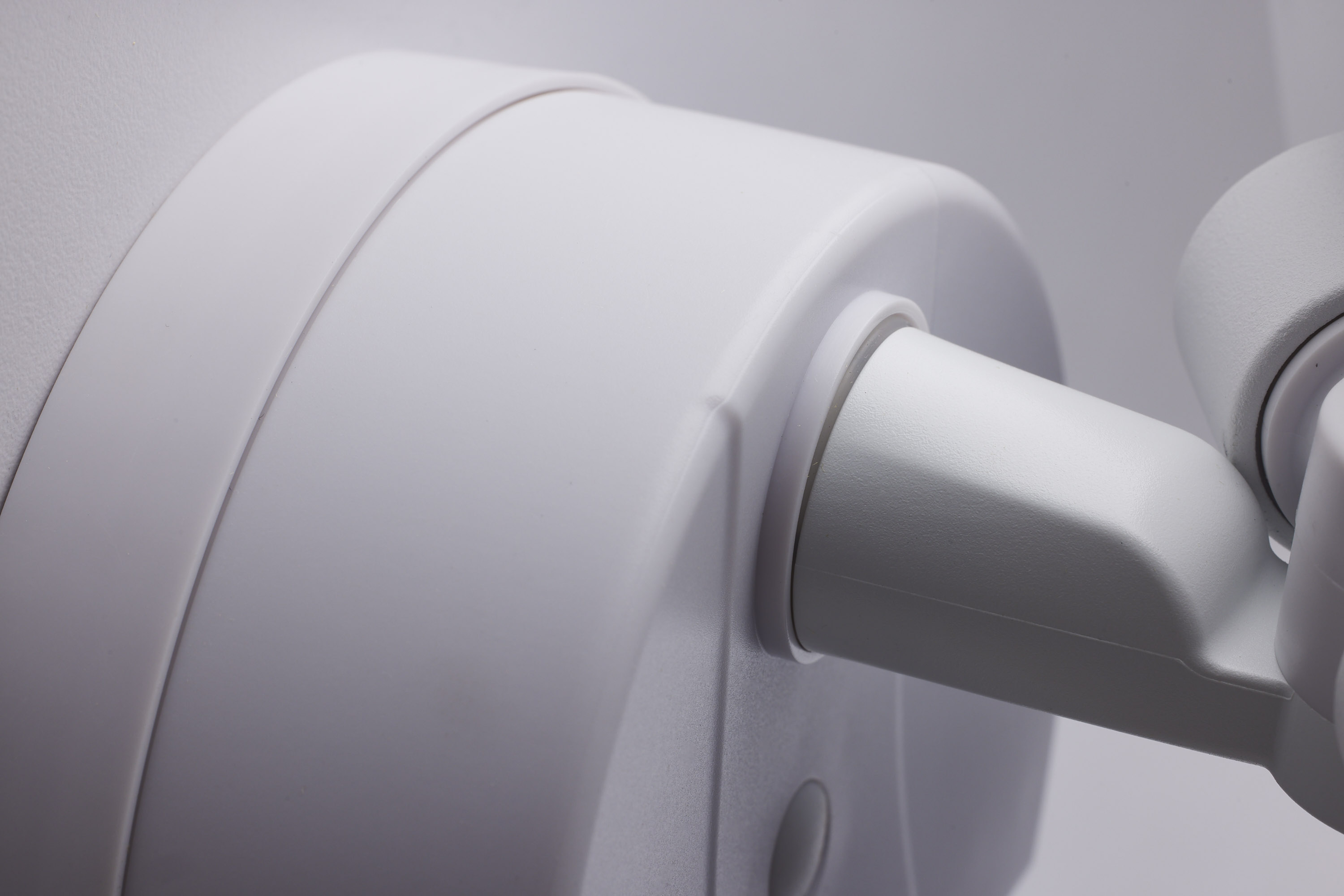 RECT SEC LGT W/ CAM-WHITE - 65-920