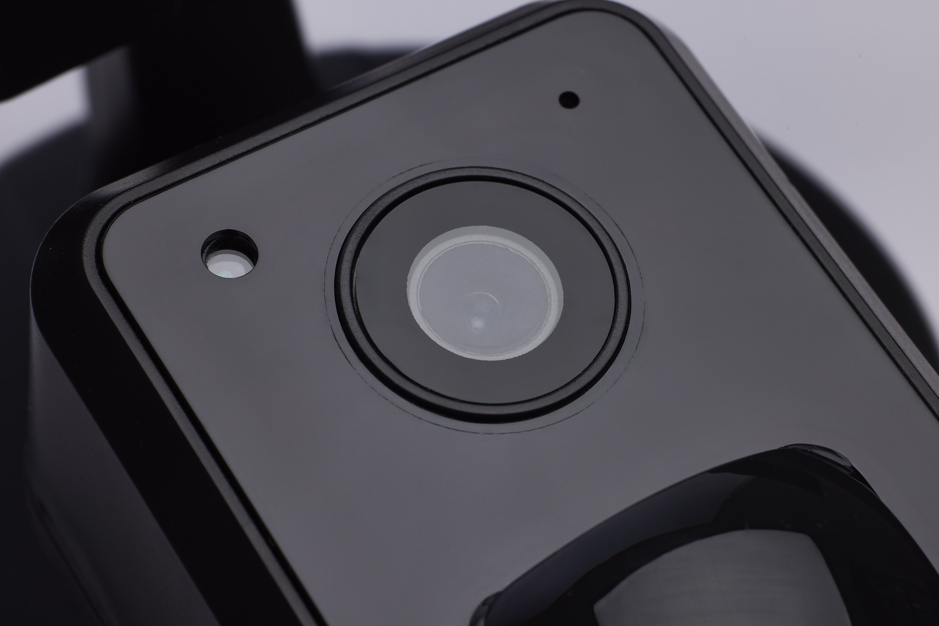 RECT SEC LGT W/ CAM-BLACK - 65-921