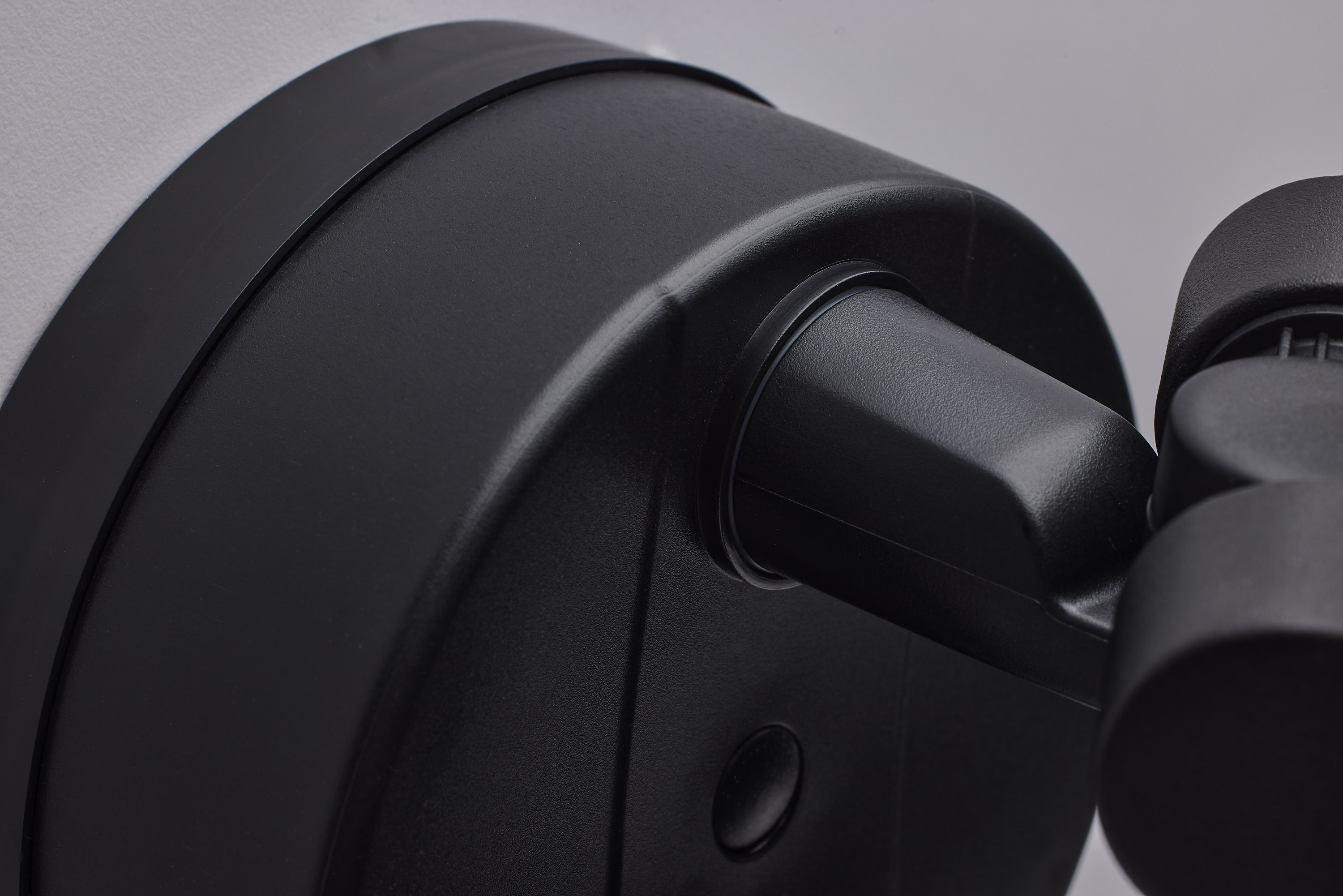 RECT SEC LGT W/ CAM-BLACK - 65-921