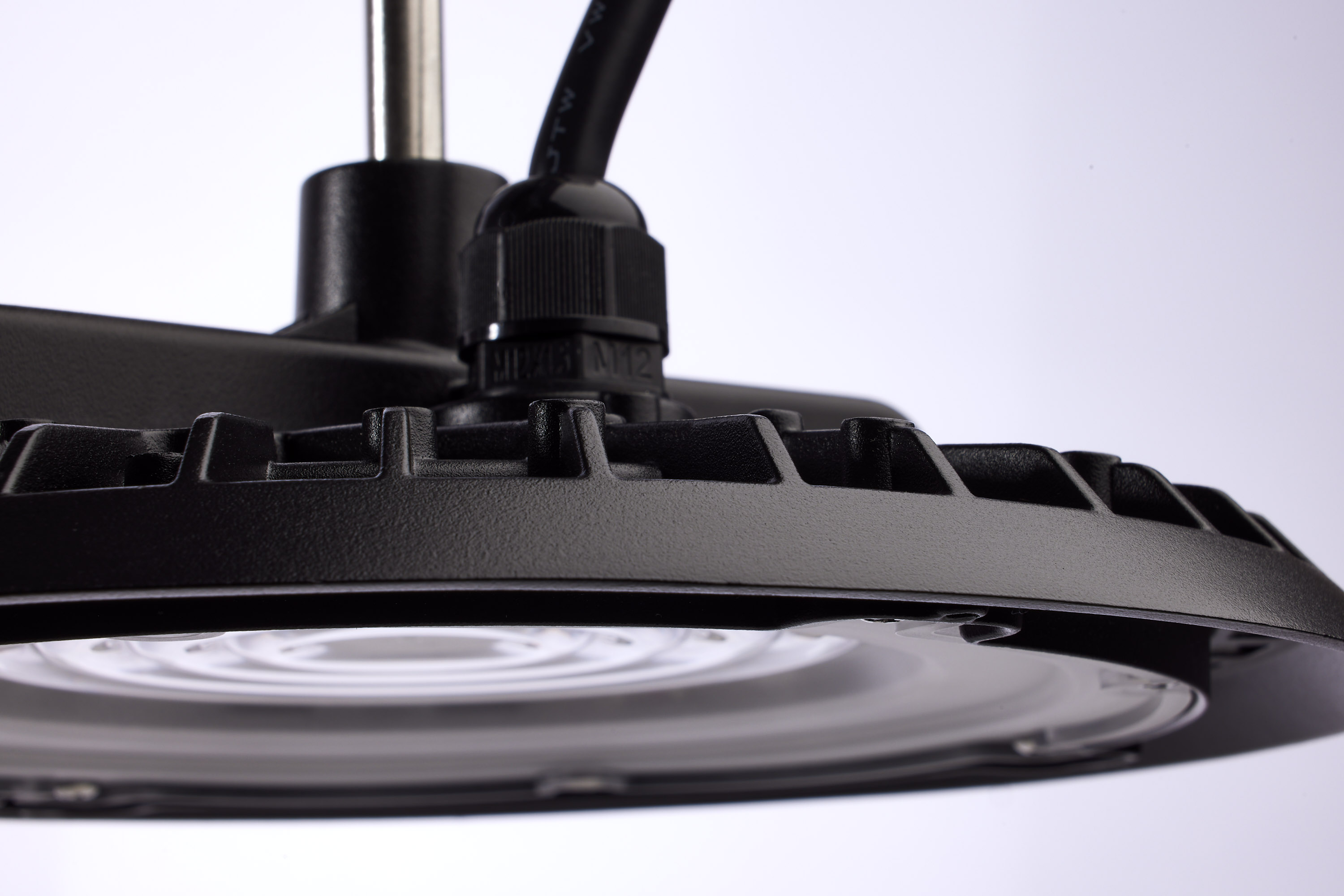 LED 60W UFO W/PLUG/120V - 65-961