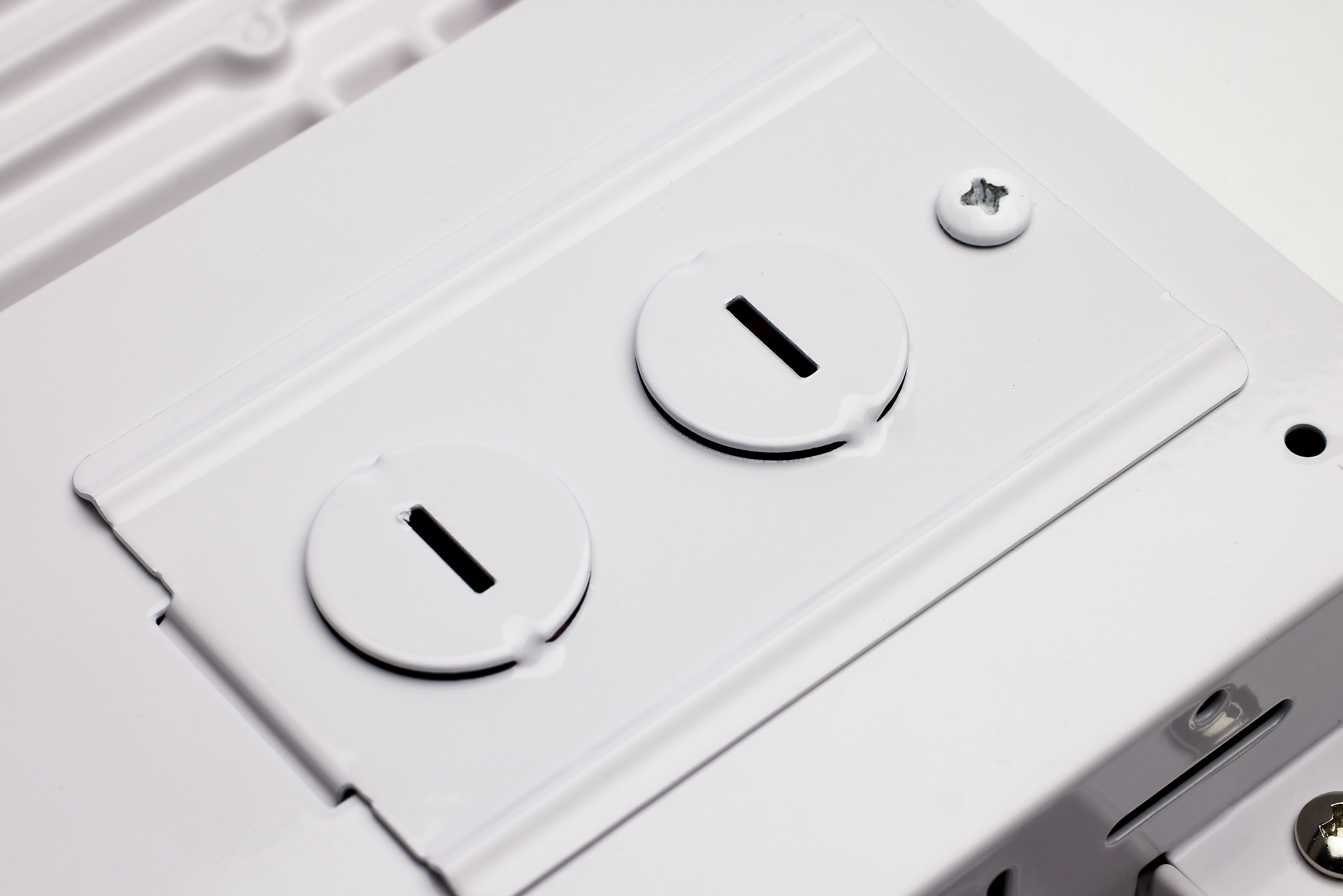 DOMINO LINEAR HIGH BAY 120-347 - 68-132