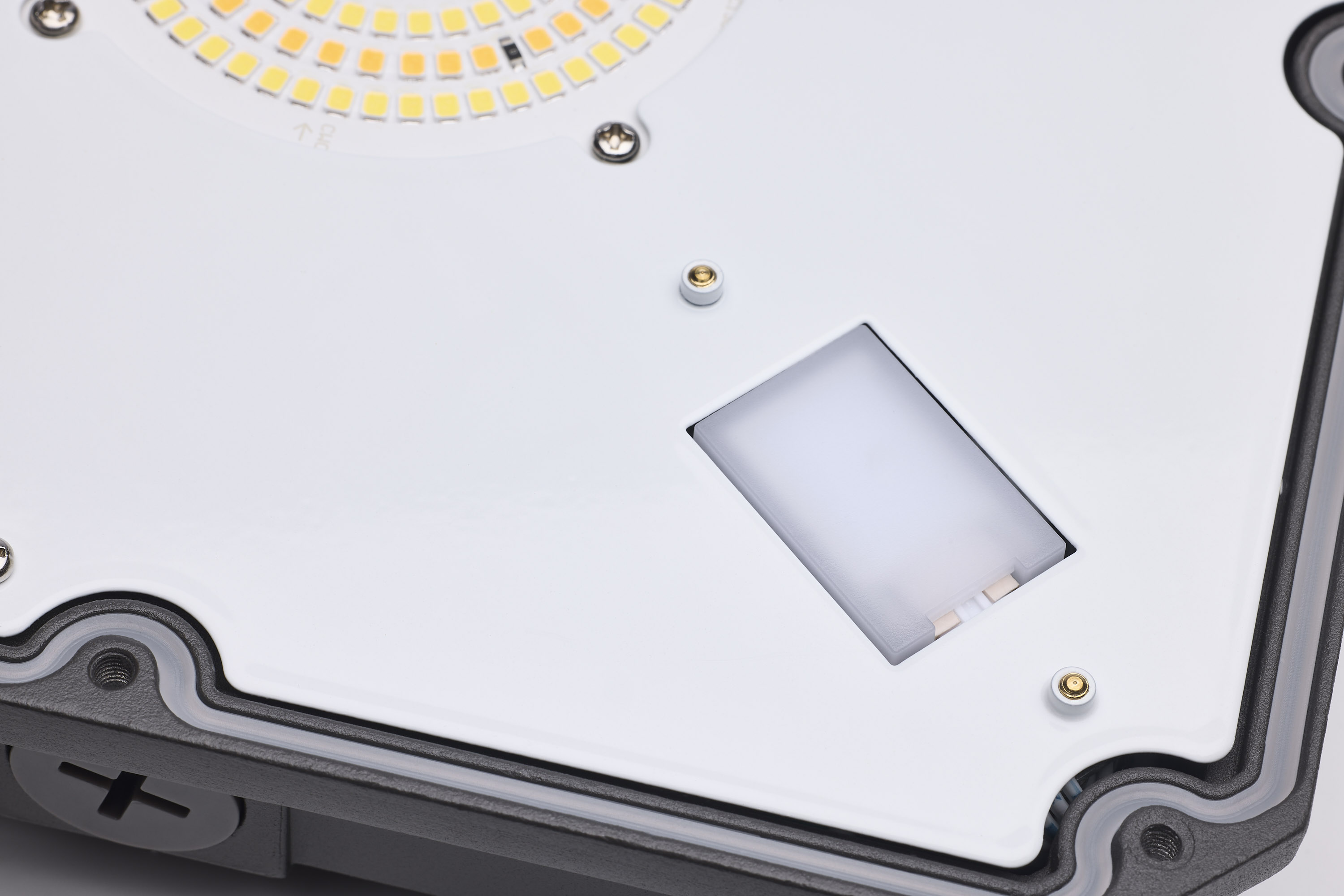 DOMINO 8.5" CANOPY LIGHT SQ - 68-171