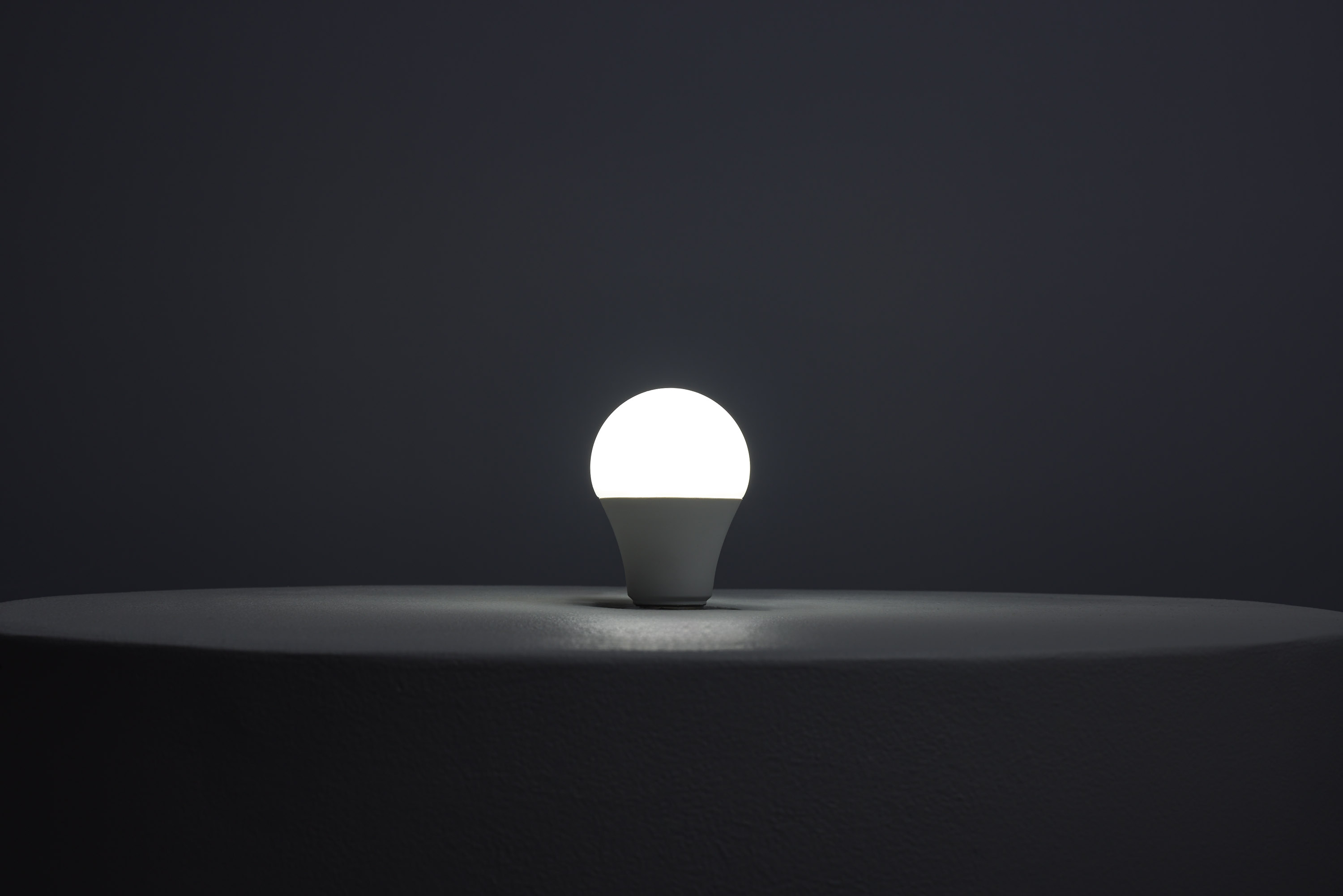 A19/10W/LED/RGBTW/SF - S11100