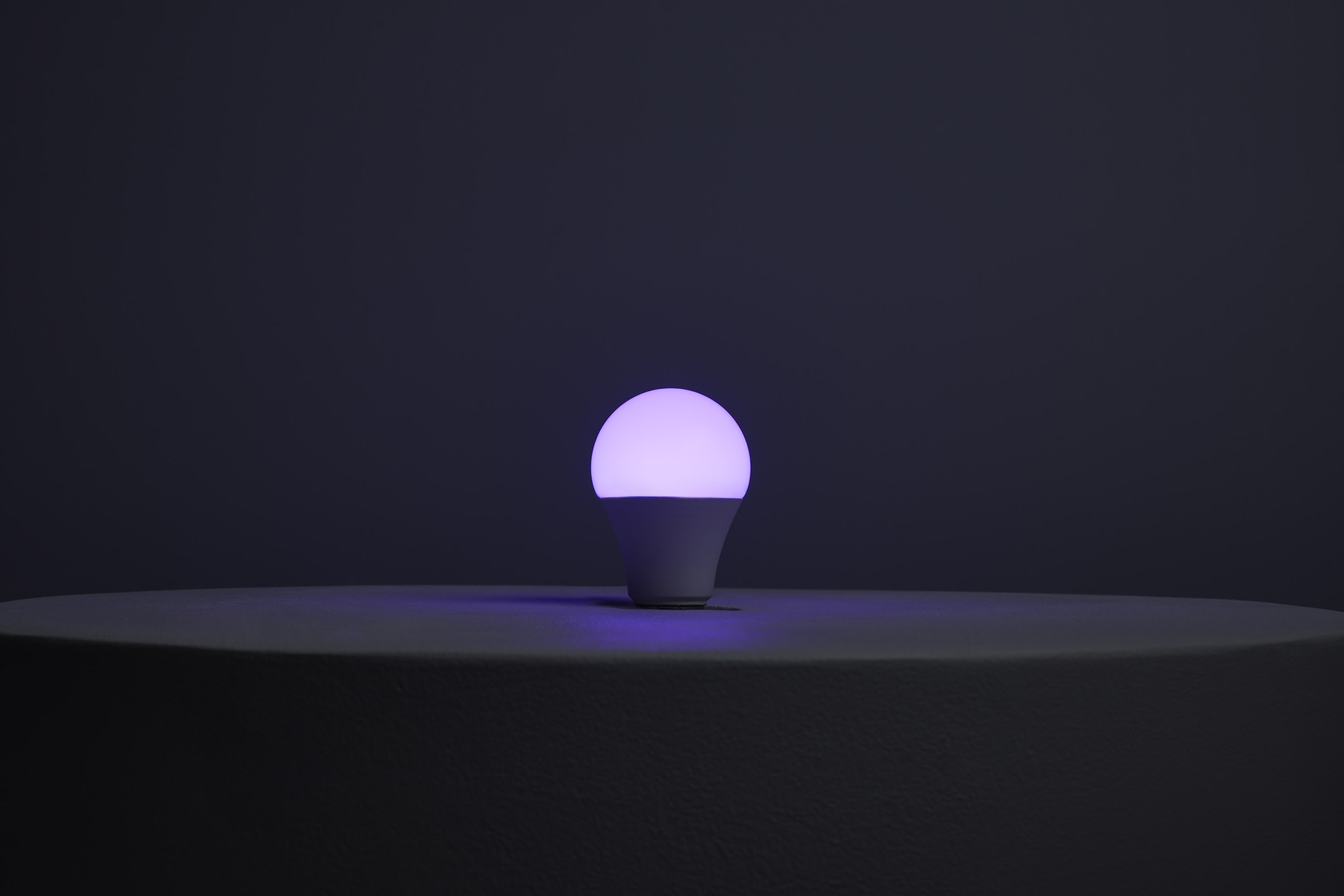 A19/10W/LED/RGBTW/SF - S11100