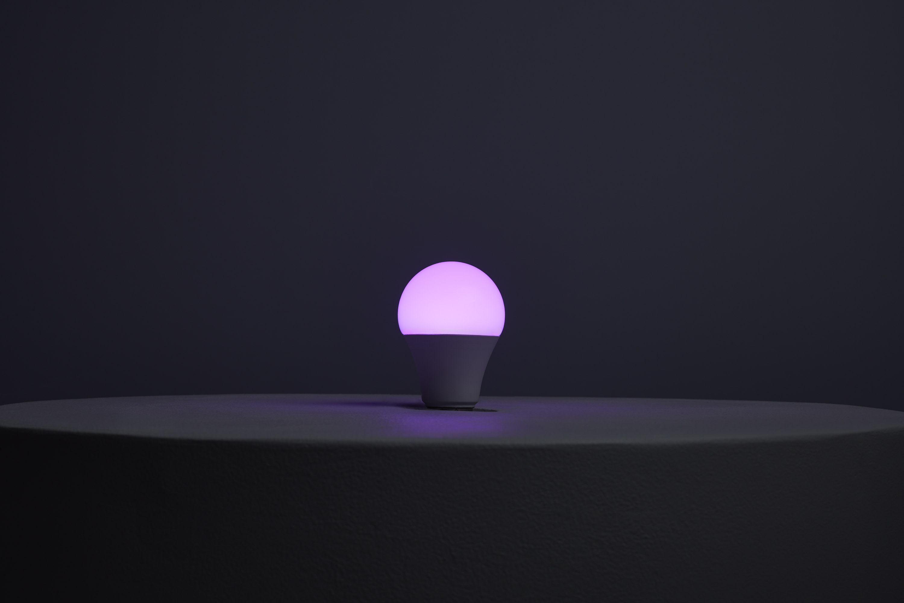 A19/10W/LED/RGBTW/SF - S11100