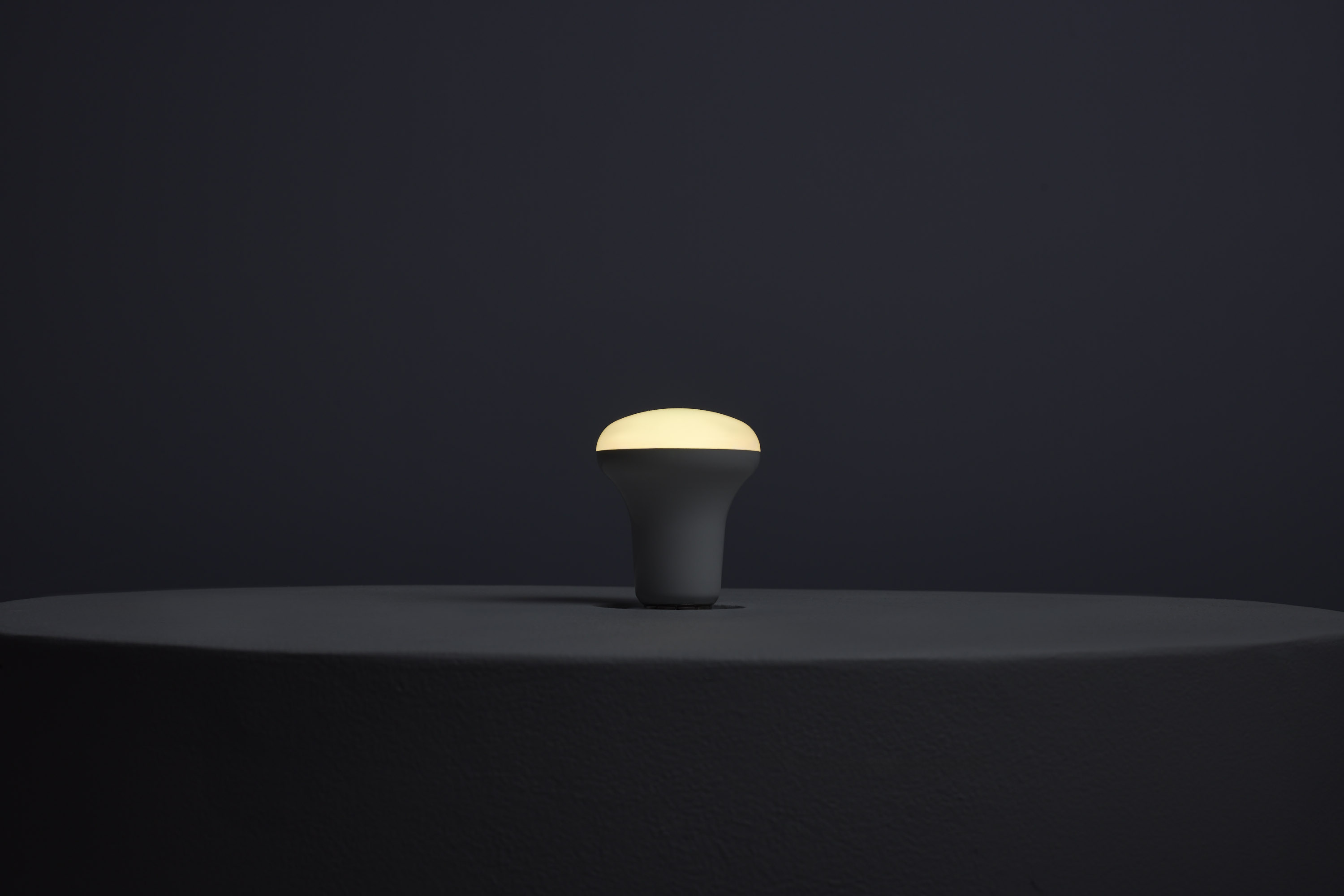 R20/6W/LED/RGBTW/SF - S11103