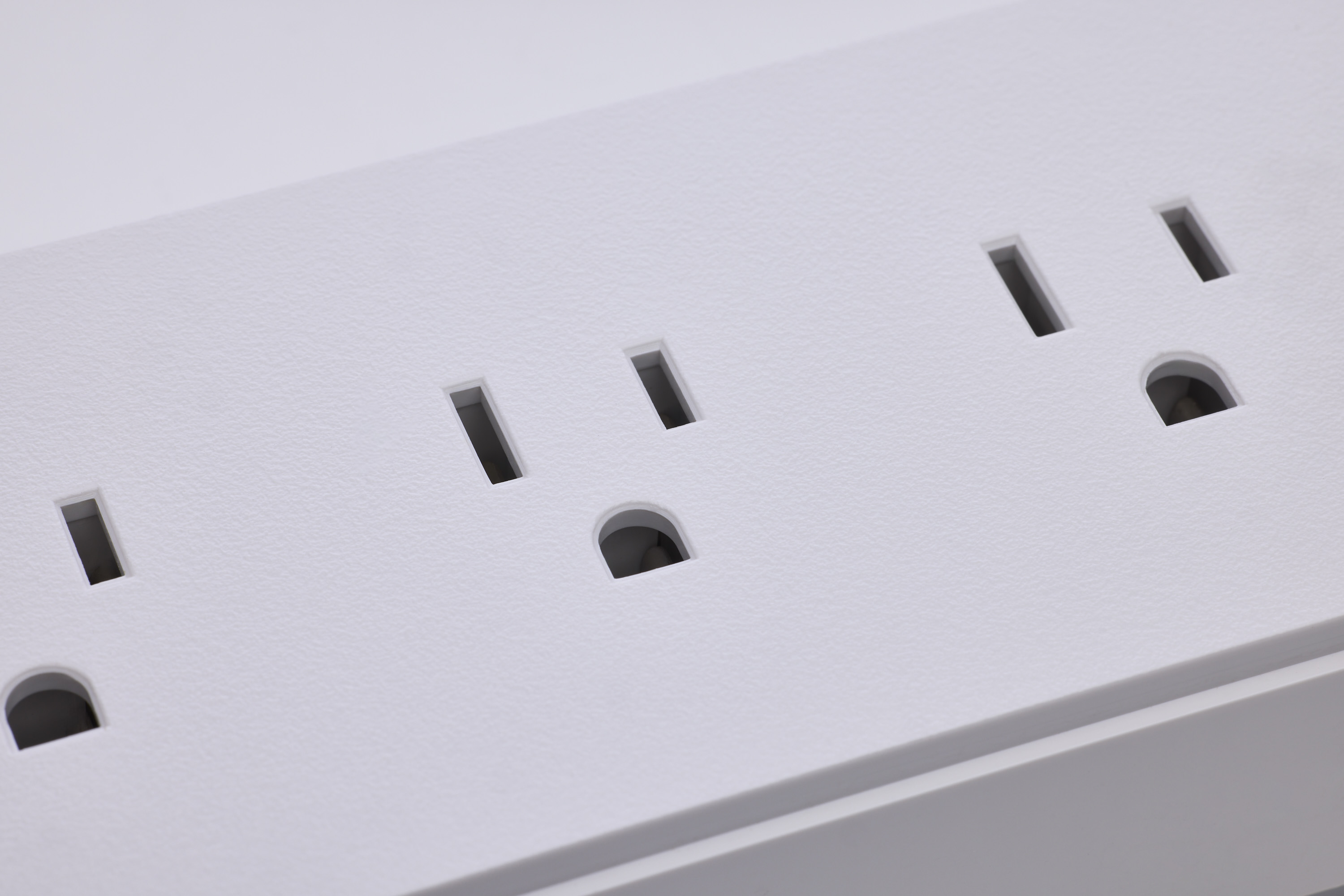 4 OUTLET POWER STRIP/SF - S11574