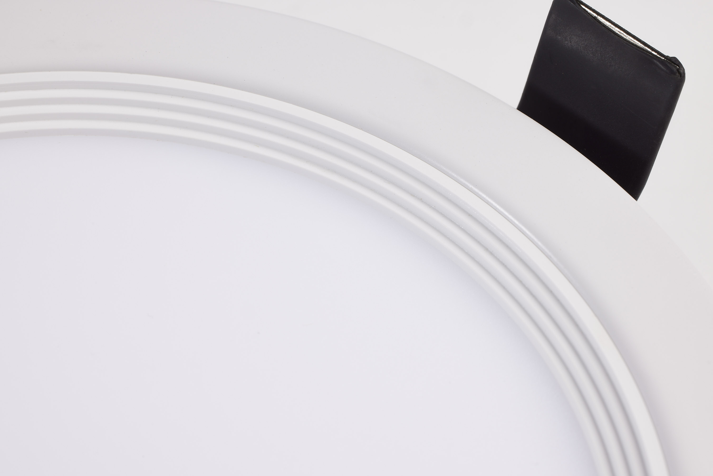 13WLED/6/FR/CCT/SLF/RD/STB/RND - S11867