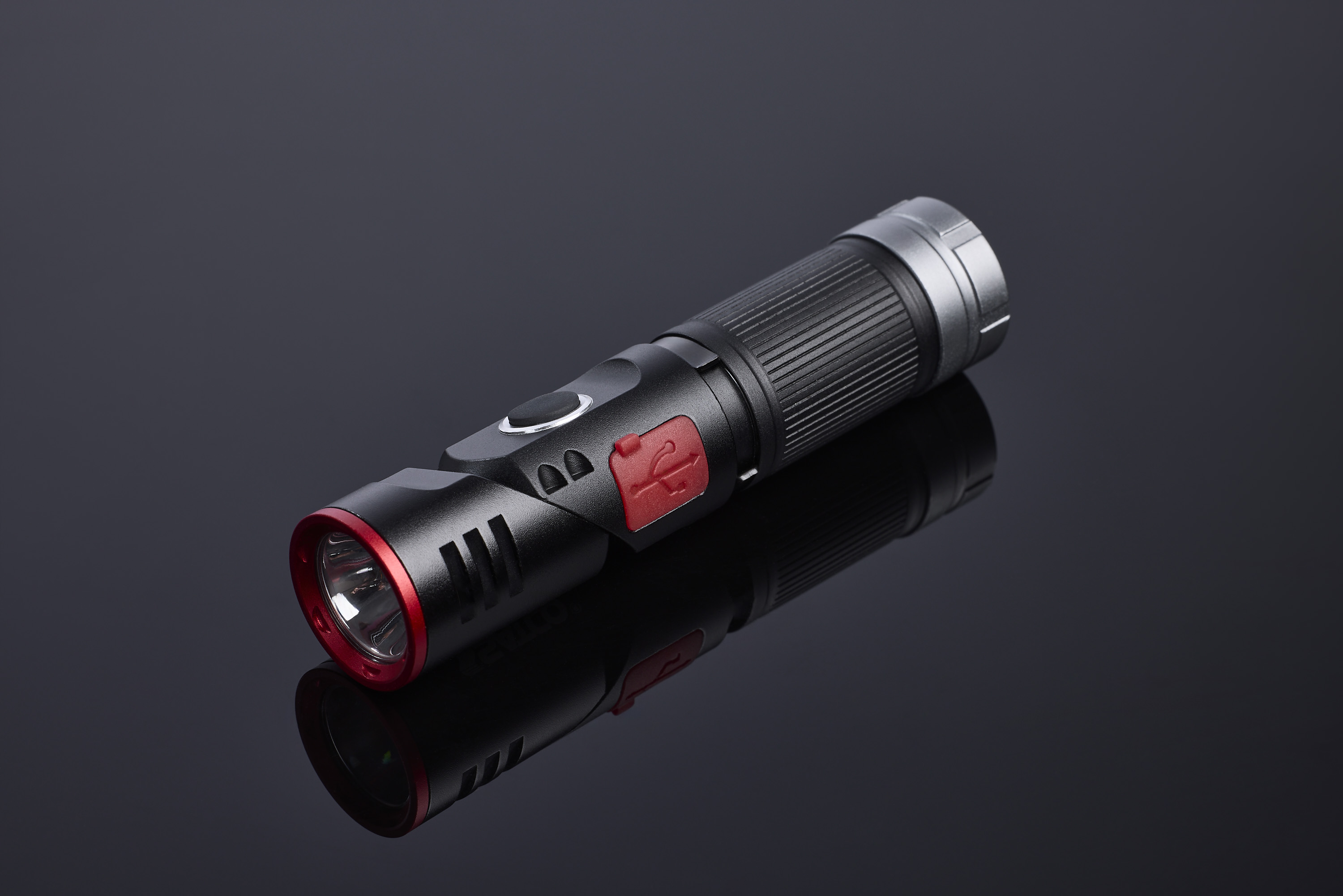 LED COMPACT PIVOT - S30108