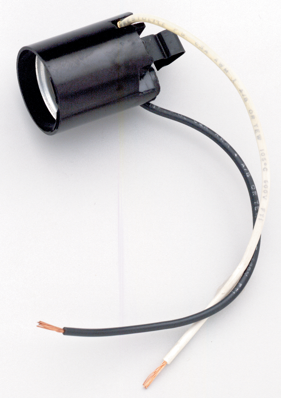 KEYLESS SNAP IN SOCKET MED. - S70-556
