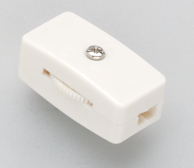 WHITE INLINE CORD SWITCH - S70-572
