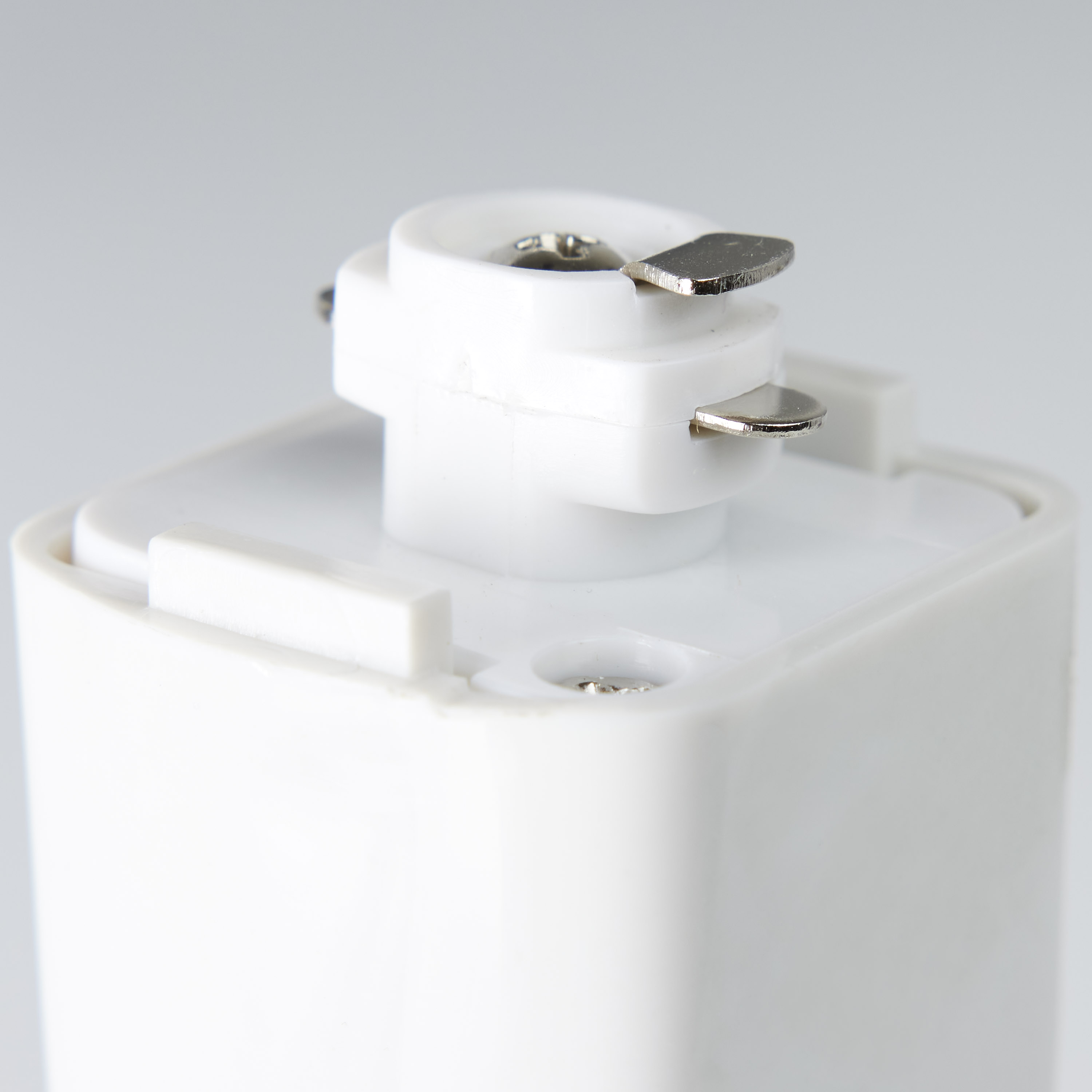 TRACK PRO SERIES- 20W- WH- 24 - TH611