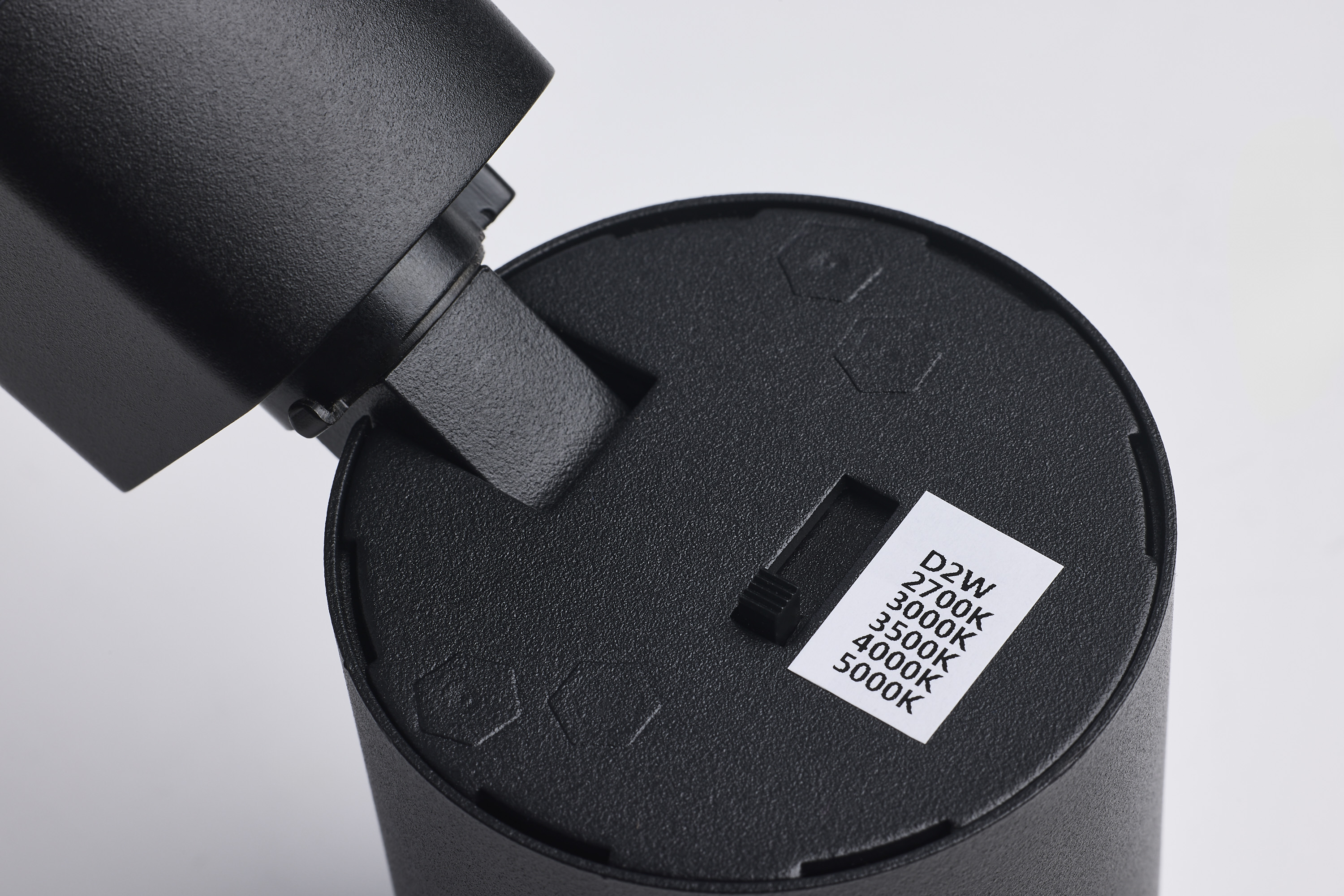 8W ROUND D2W 6CCT BLACK 36' - TH762