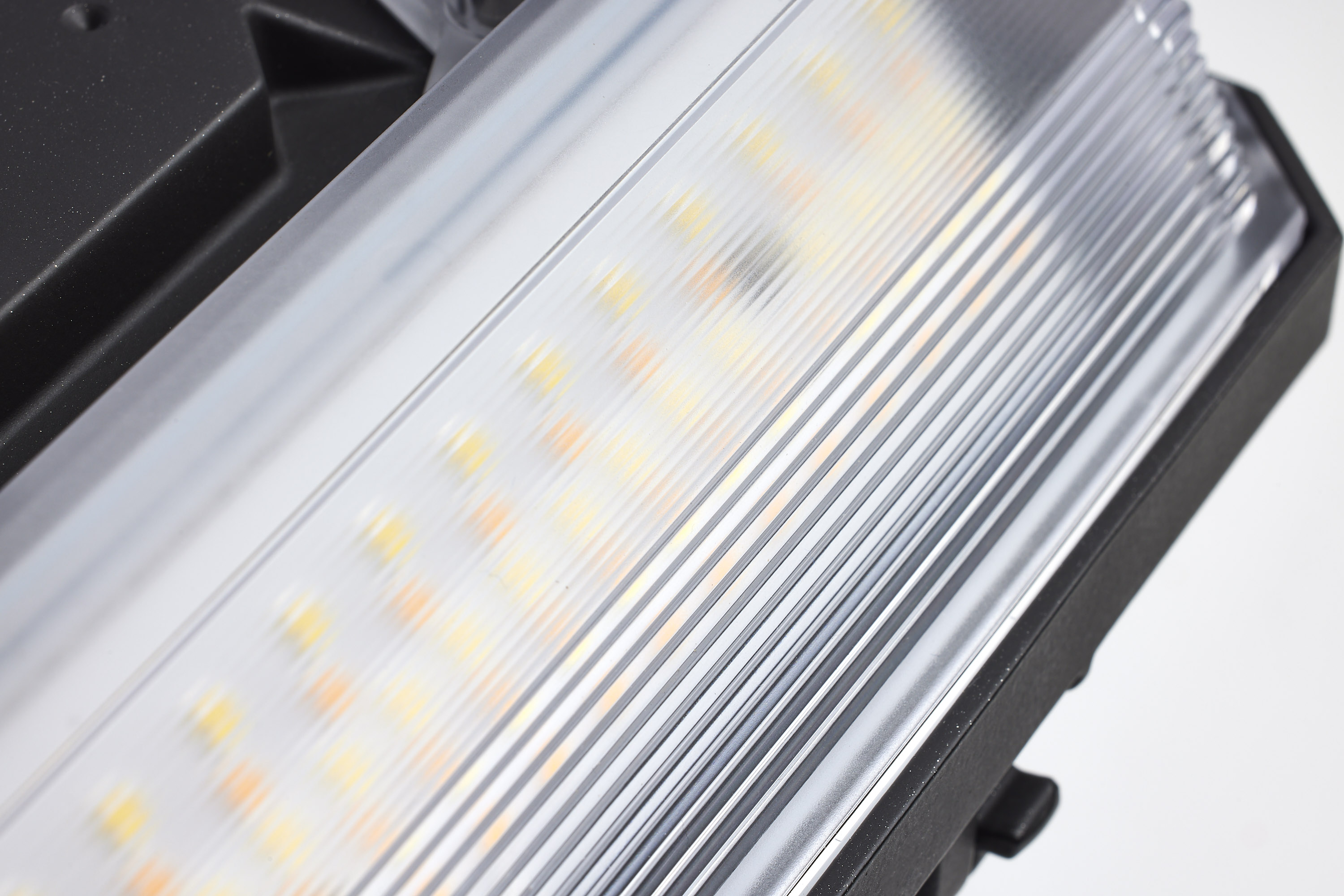LED WIDE BEAM ANGLE CANOPY - 65-636