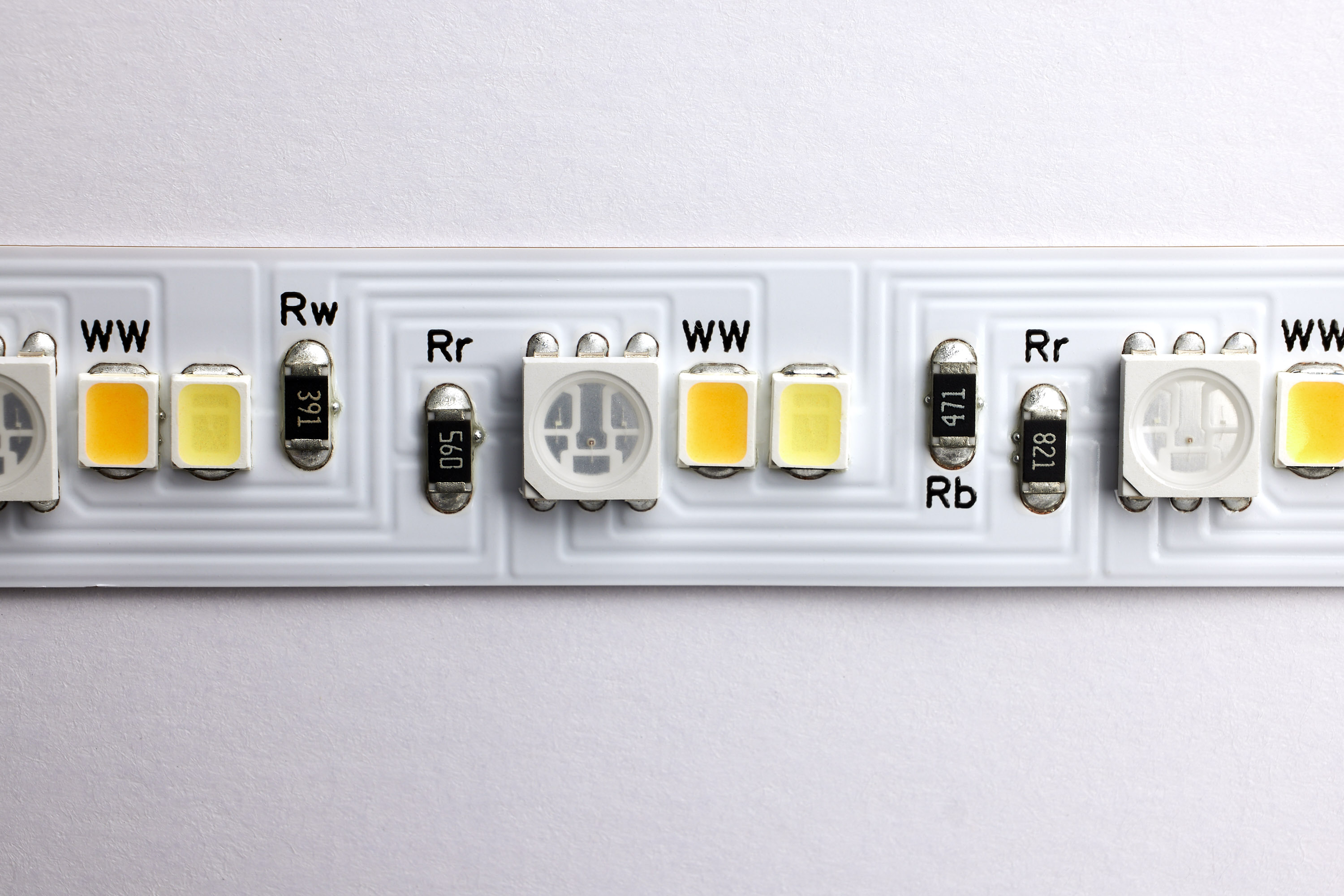 TAPE/RGBTW-HO/IP20/PLUG/SF/64' - 64-132