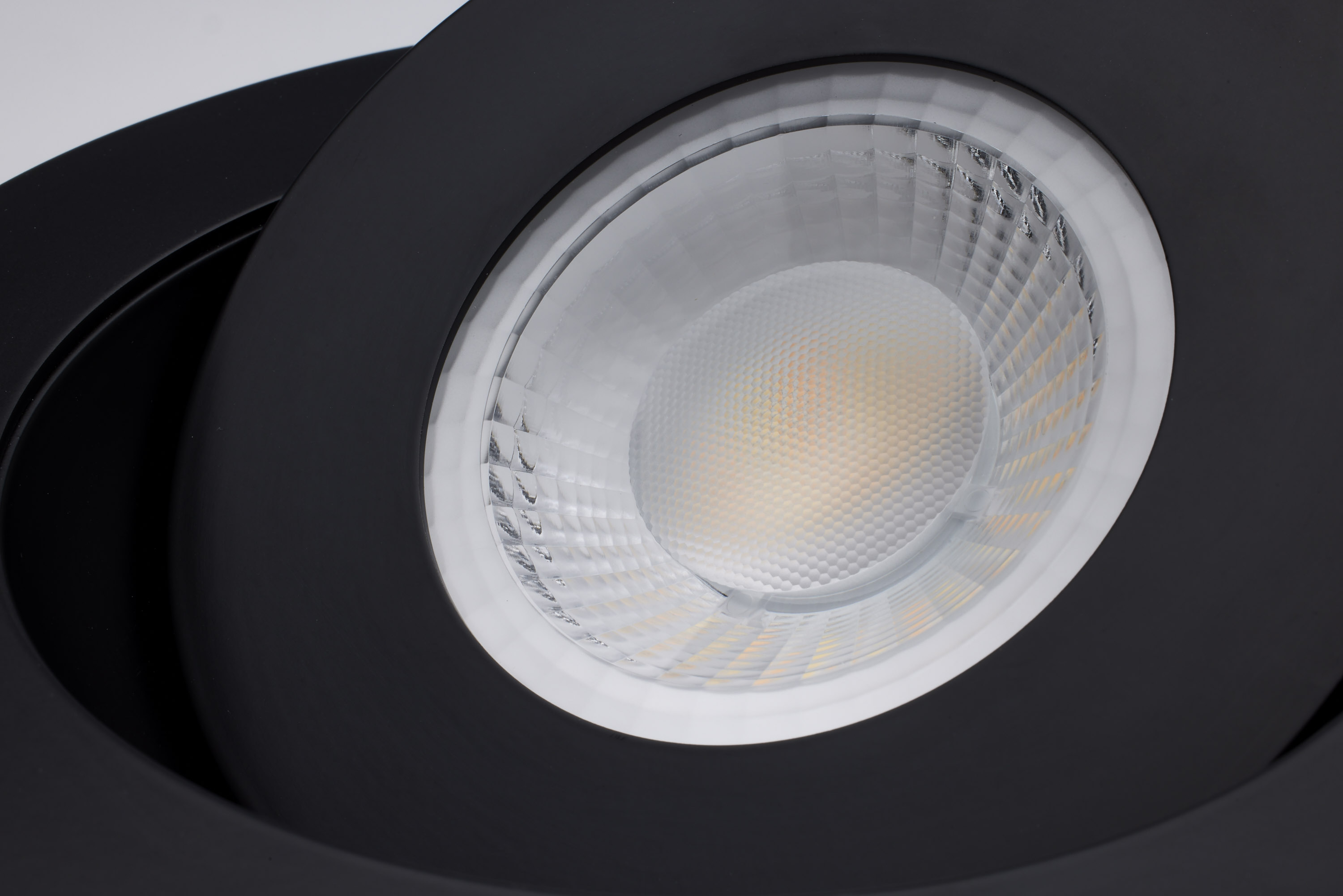 15WLED/GBL/6/CCT/RND/BLK - S11862