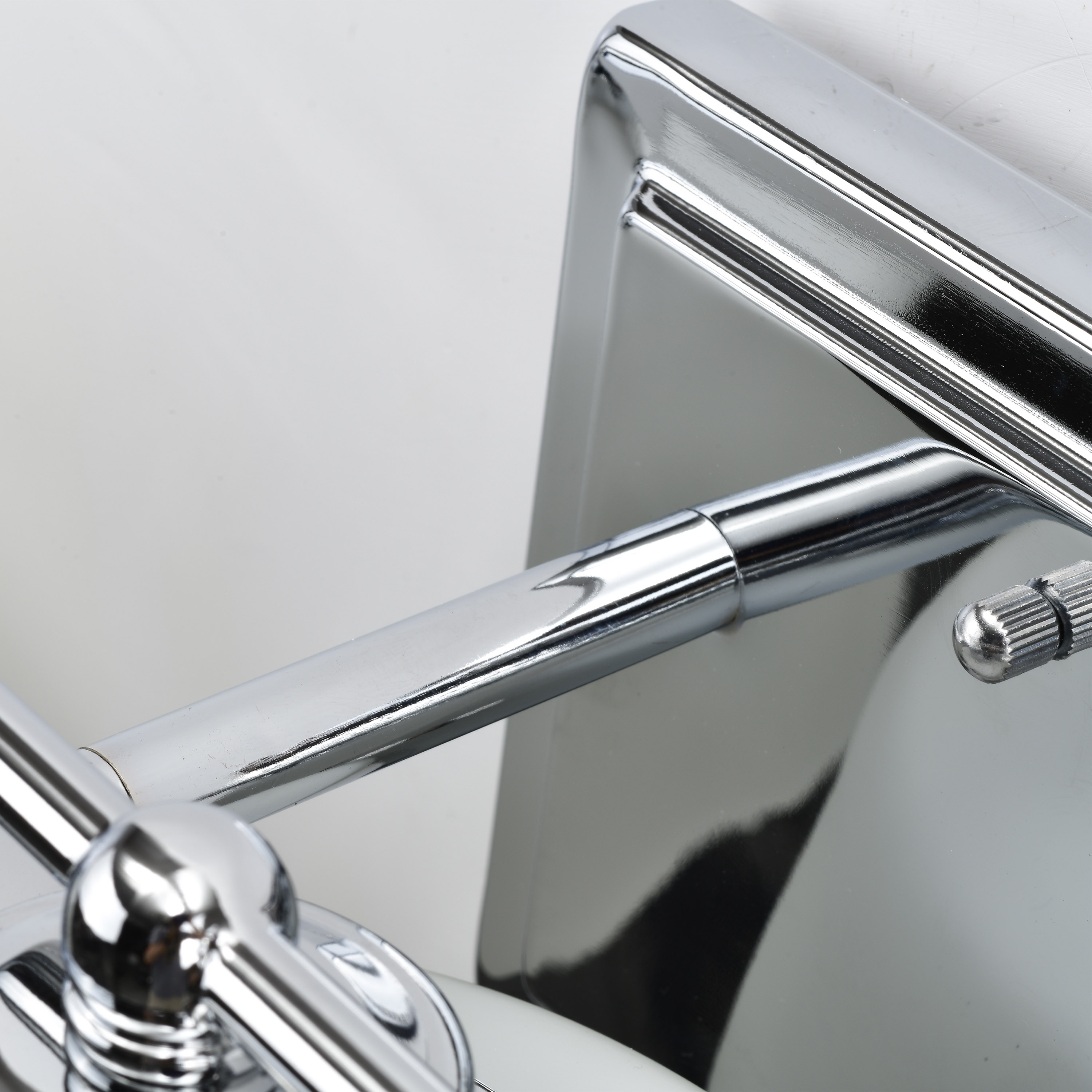 SOHO 3 LIGHT VANITY - 60-4583