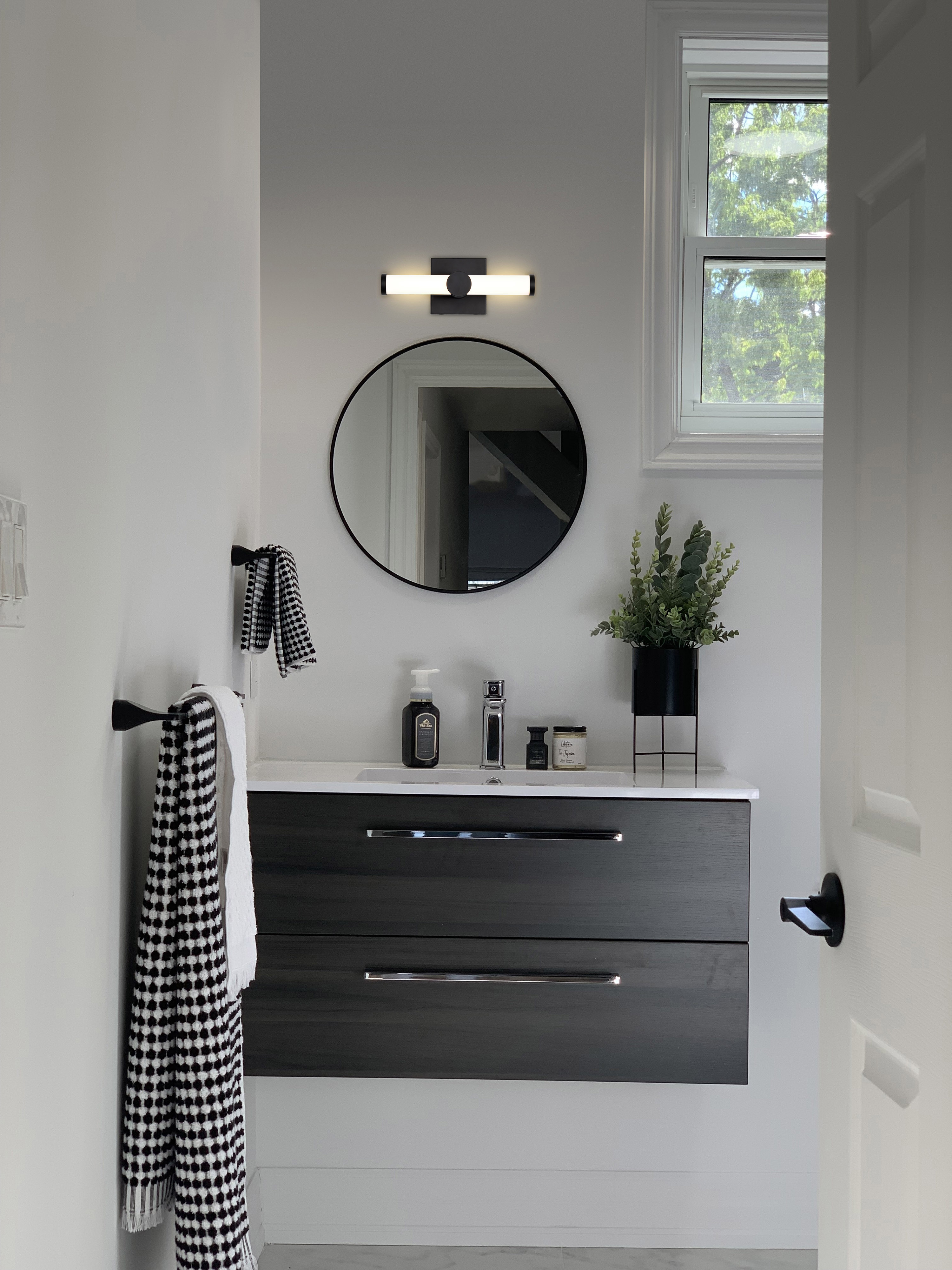 BOWMAN 12" LED VANITY - 62-2201