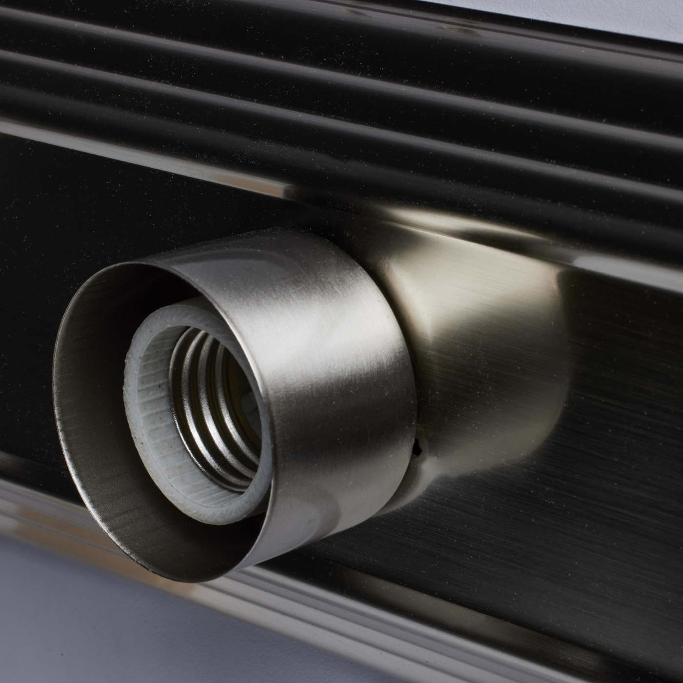 3 LT 18" RACETRACK VANITY - 60-300