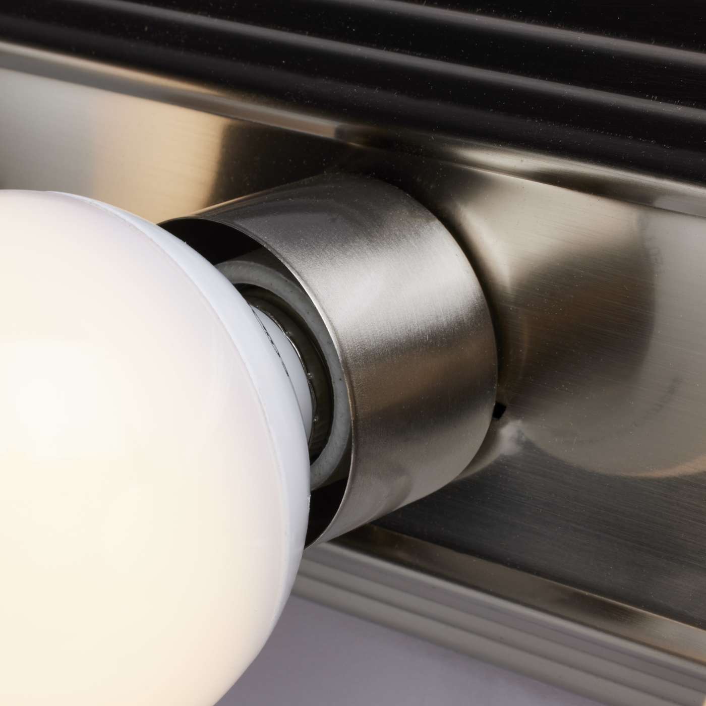 3 LT 18" RACETRACK VANITY - 60-300