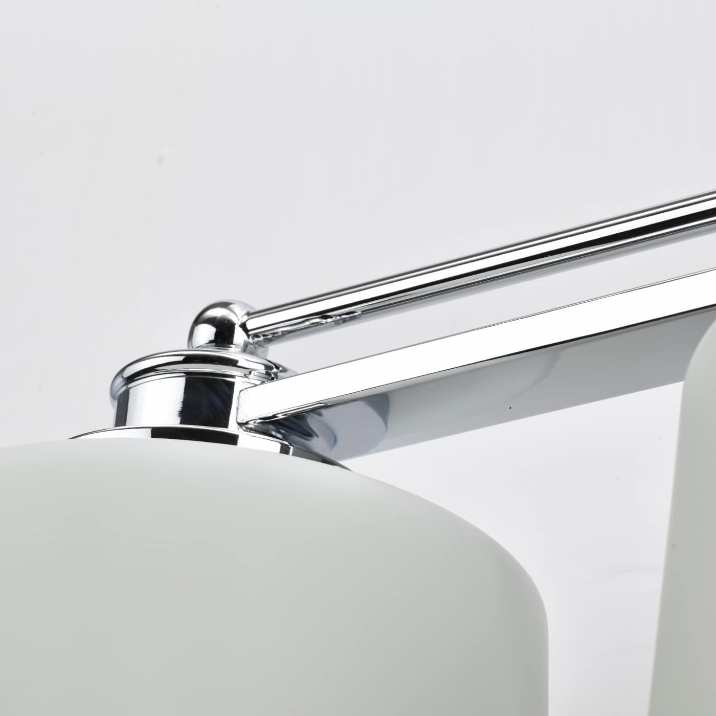 SOHO 3 LIGHT VANITY - 60-4583
