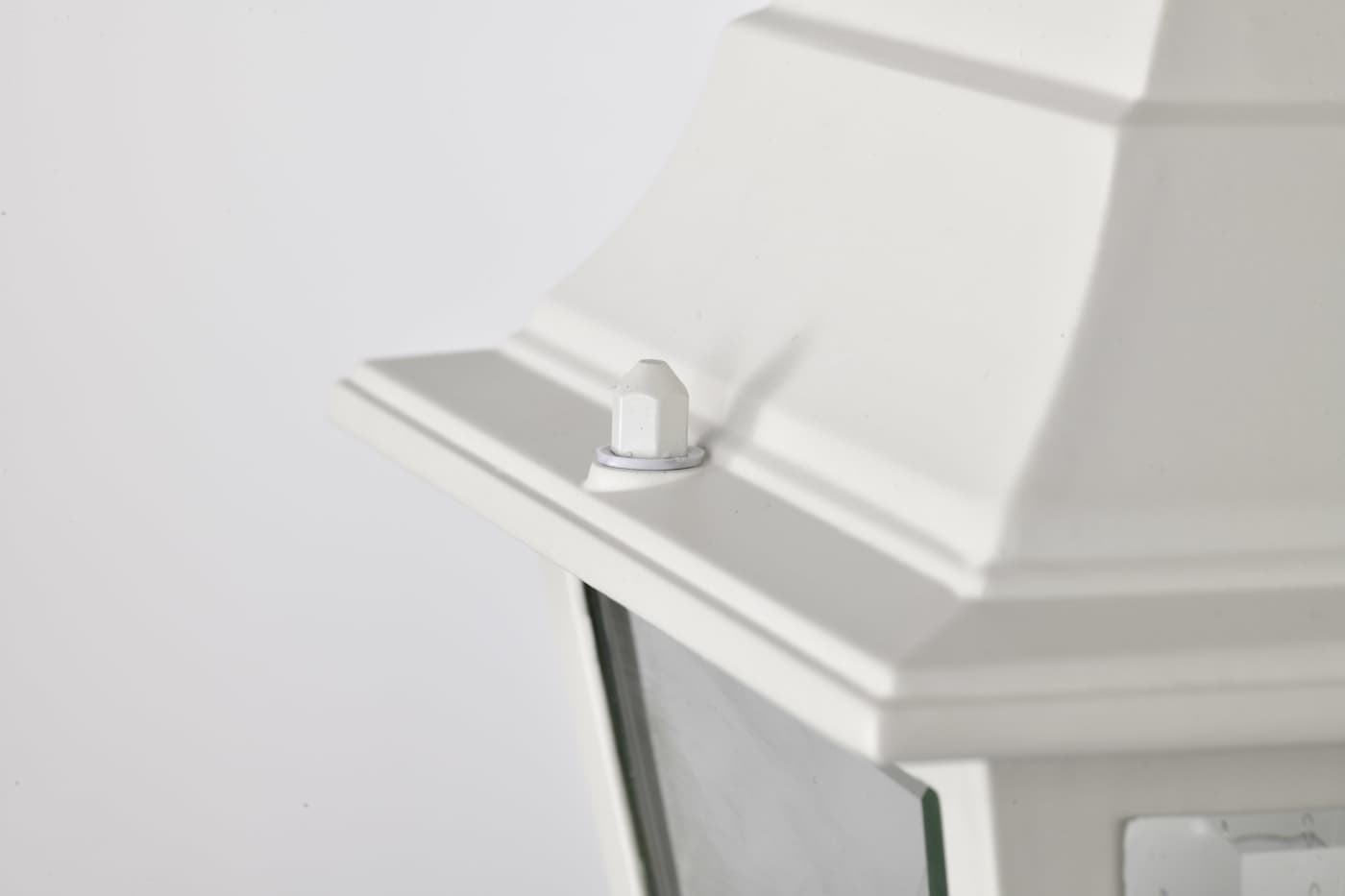 BRITON 1 LT 14" POST LANTERN - 60-546