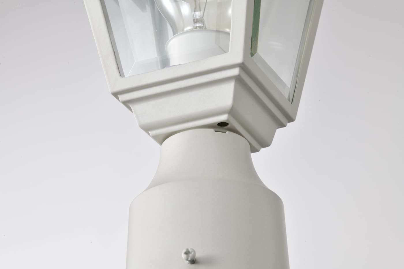 BRITON 1 LT 14" POST LANTERN - 60-546
