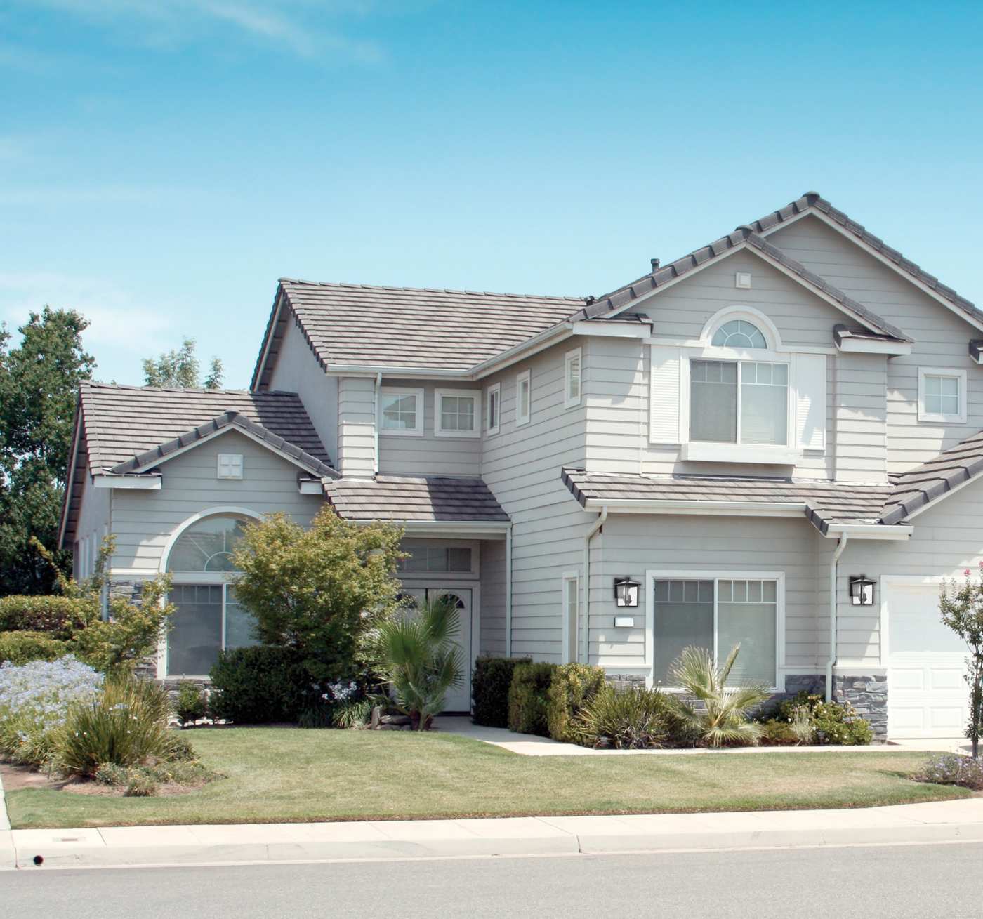 JAMESPORT 3LT OUTDOOR SM WALL - 60-5934