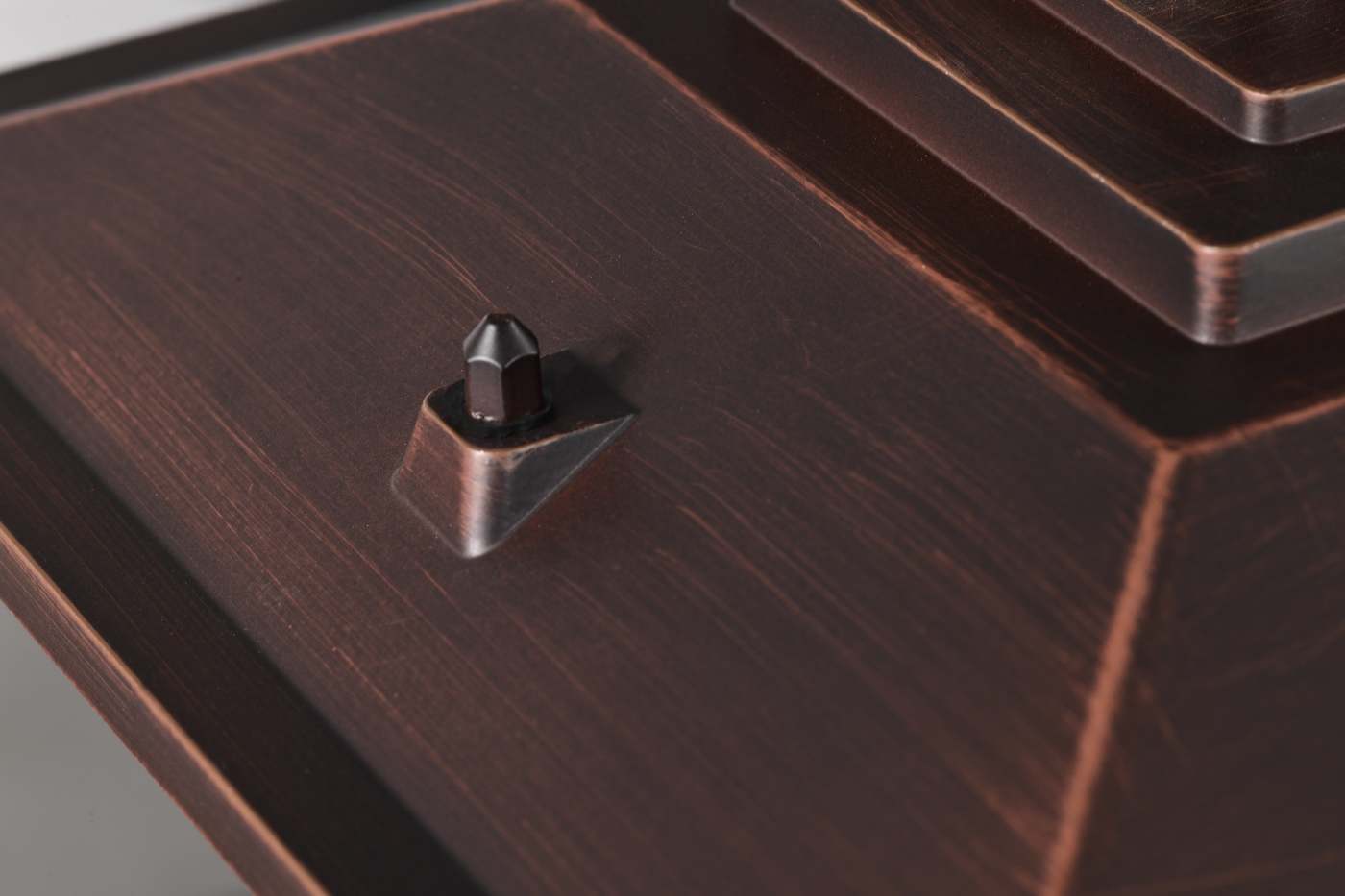 COVE NECK 1LT OUTDOOR LG POST - 60-5952