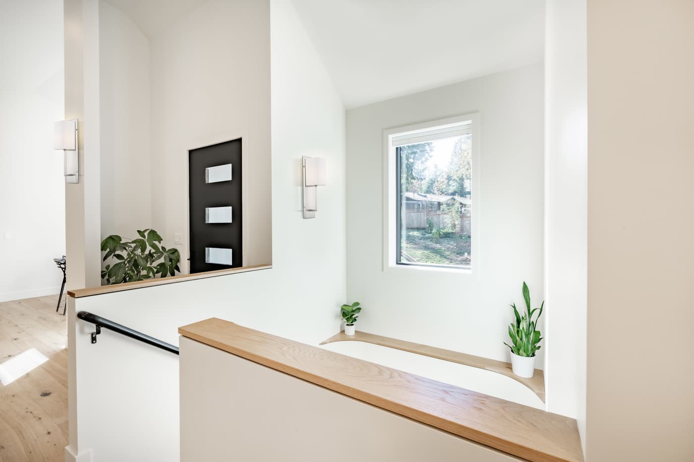 VESEY 1 LIGHT WALL SCONCE - 60-6691