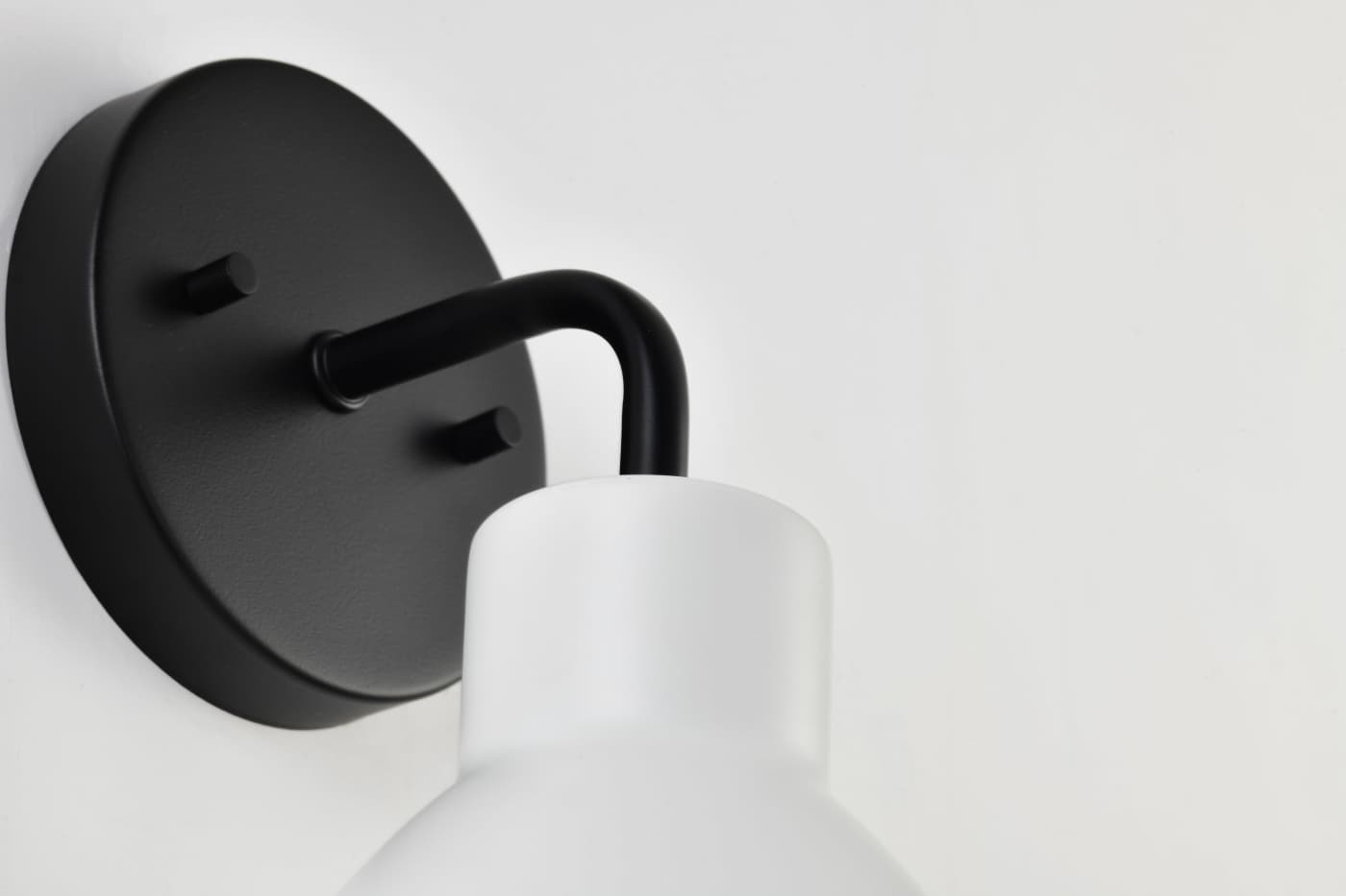 SLOAN 1 LIGHT VANITY - 60-6784