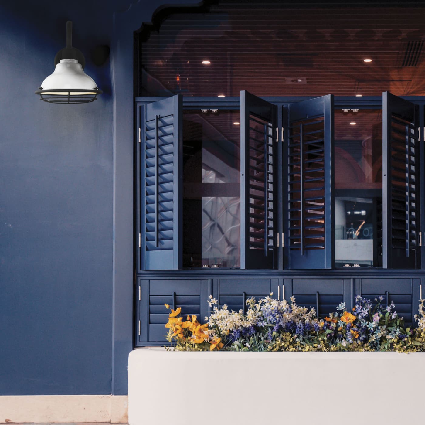 NEWBRIDGE 1LT SM OUTDOOR WALL - 60-7021