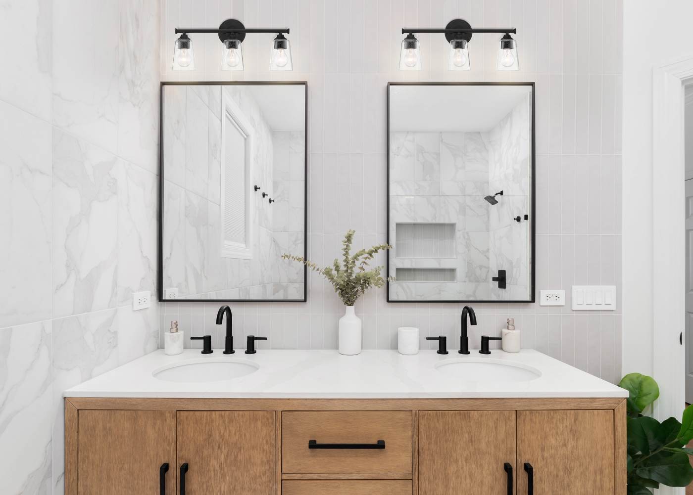 BRANSEL 3 LIGHT VANITY - 60-7283