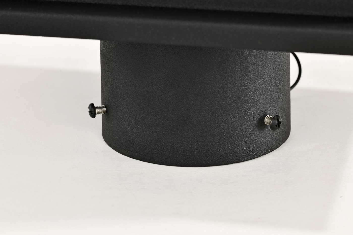 SULLIVAN 1LT OUTDOOR POST - 60-7378